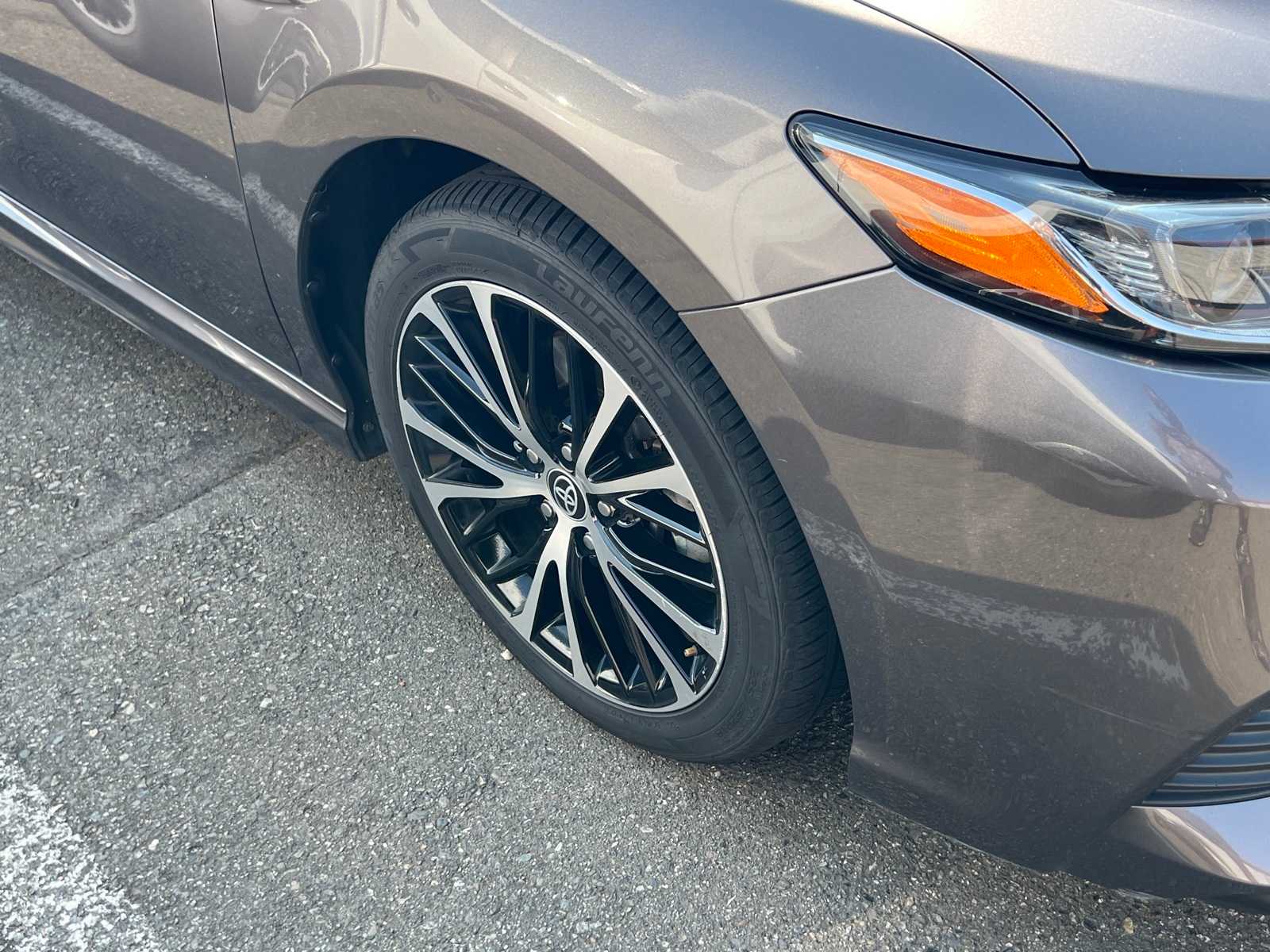 Thumbnail: 2020 Toyota Camry - 5