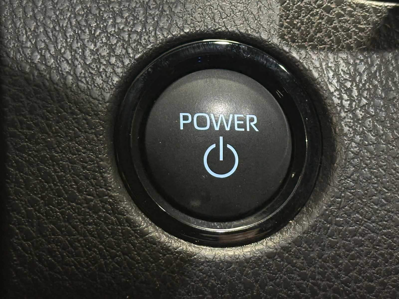 Thumbnail: 2025 Toyota Camry - 20