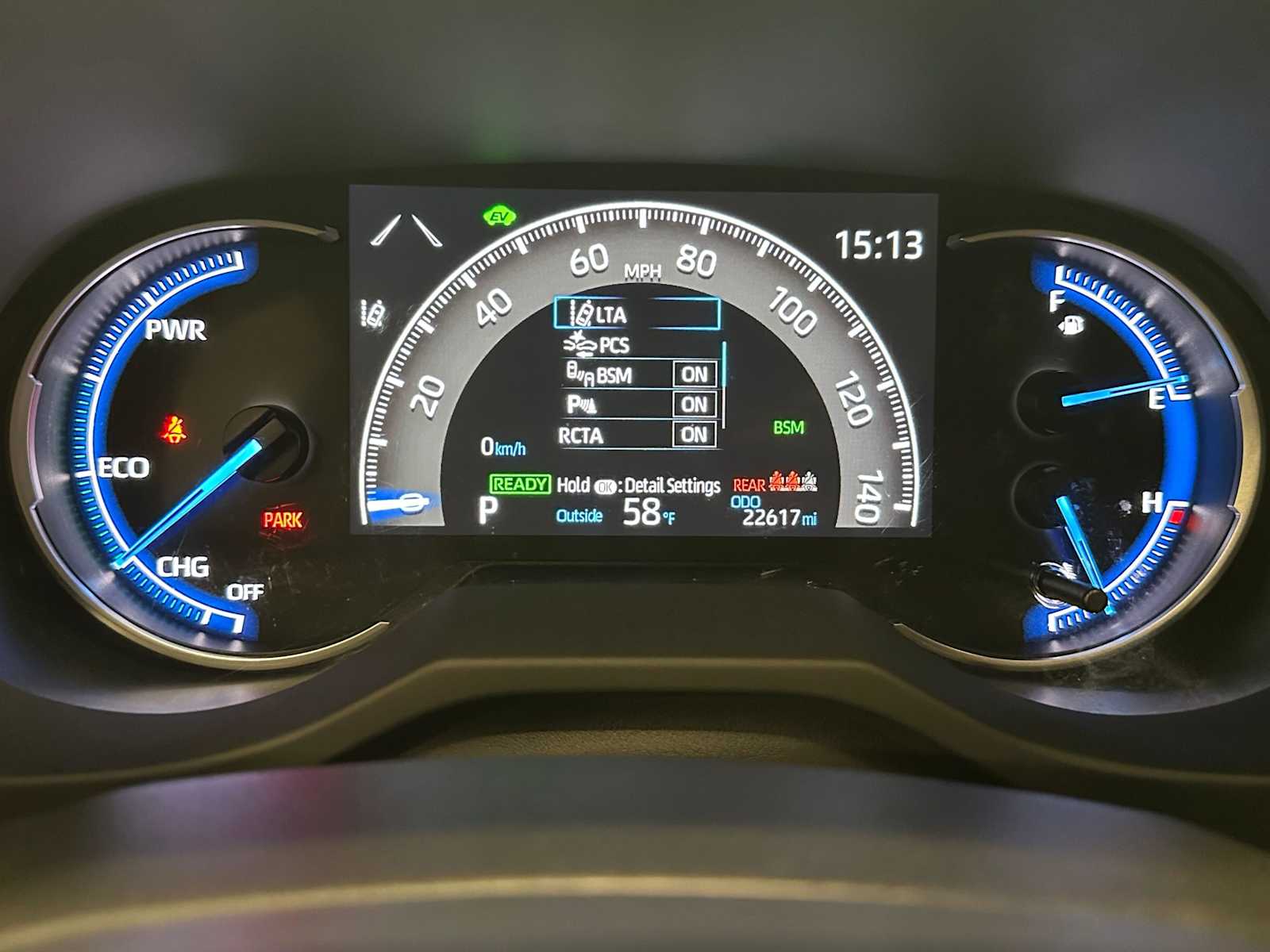 Thumbnail: 2025 Toyota RAV4 - 11