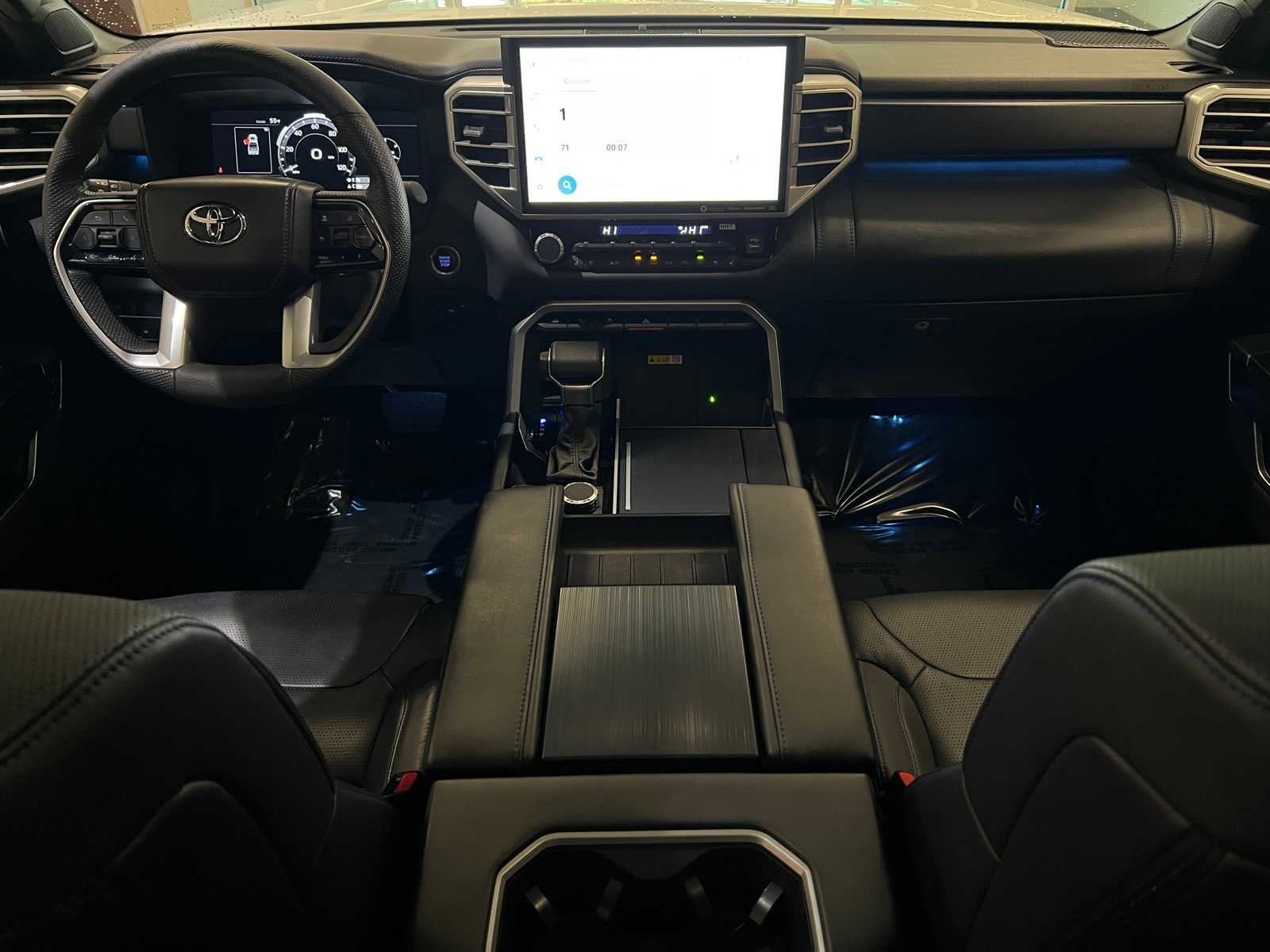 Thumbnail: 2024 Toyota Tundra - 10