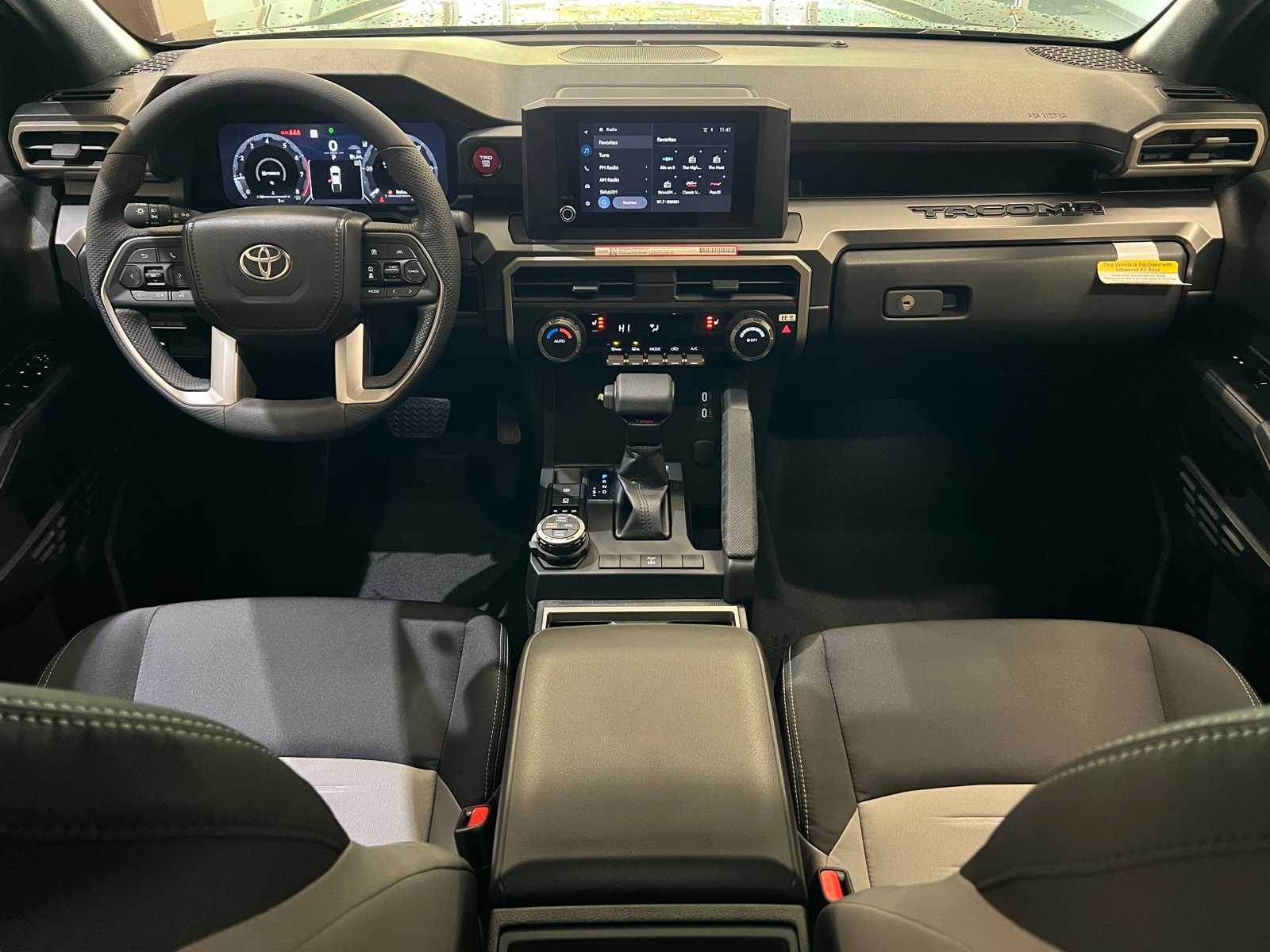 Thumbnail: 2025 Toyota Tacoma - 10