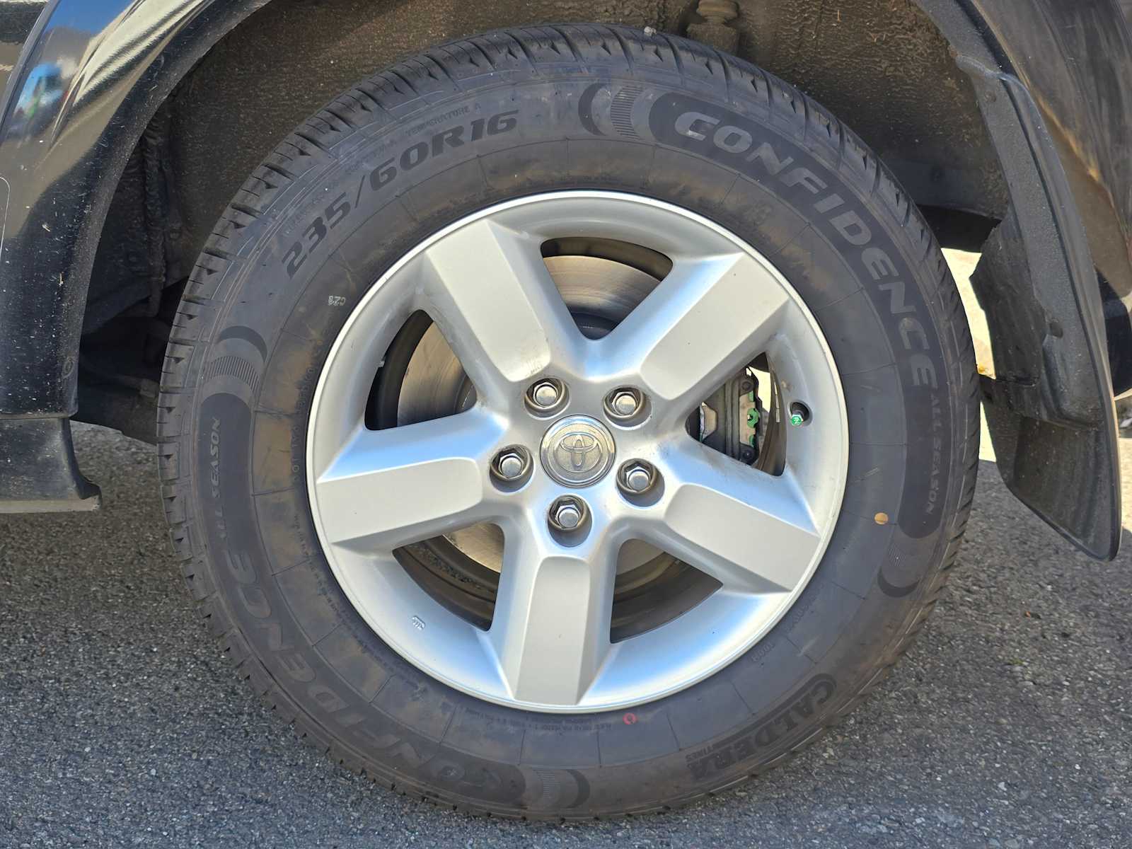 Thumbnail: 2005 Toyota RAV4 - 4