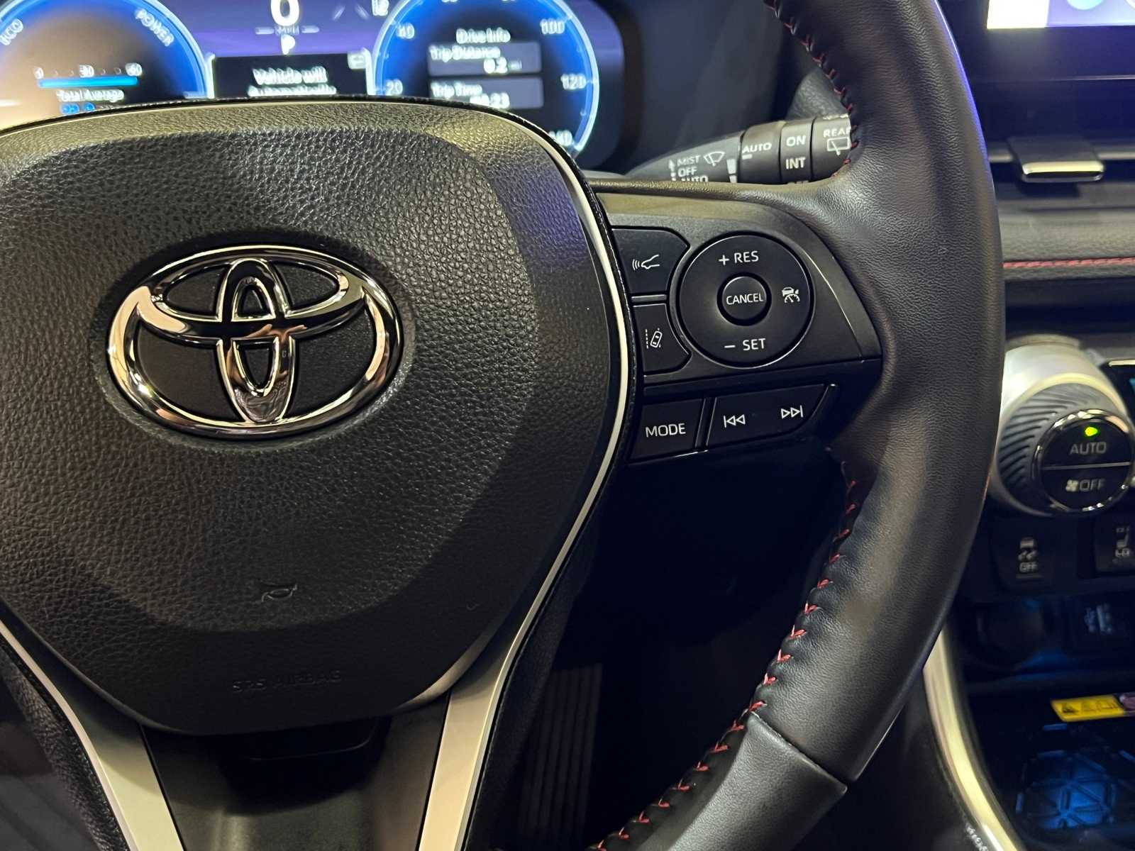 Thumbnail: 2024 Toyota RAV4 - 21