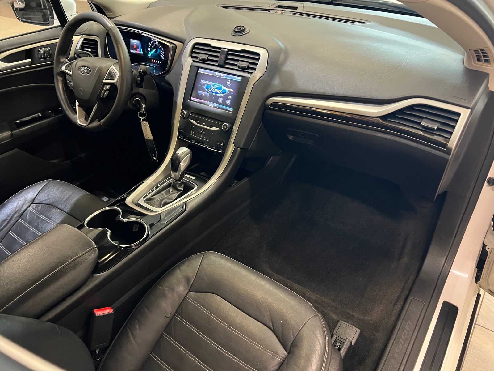 Thumbnail: 2014 Ford Fusion - 15