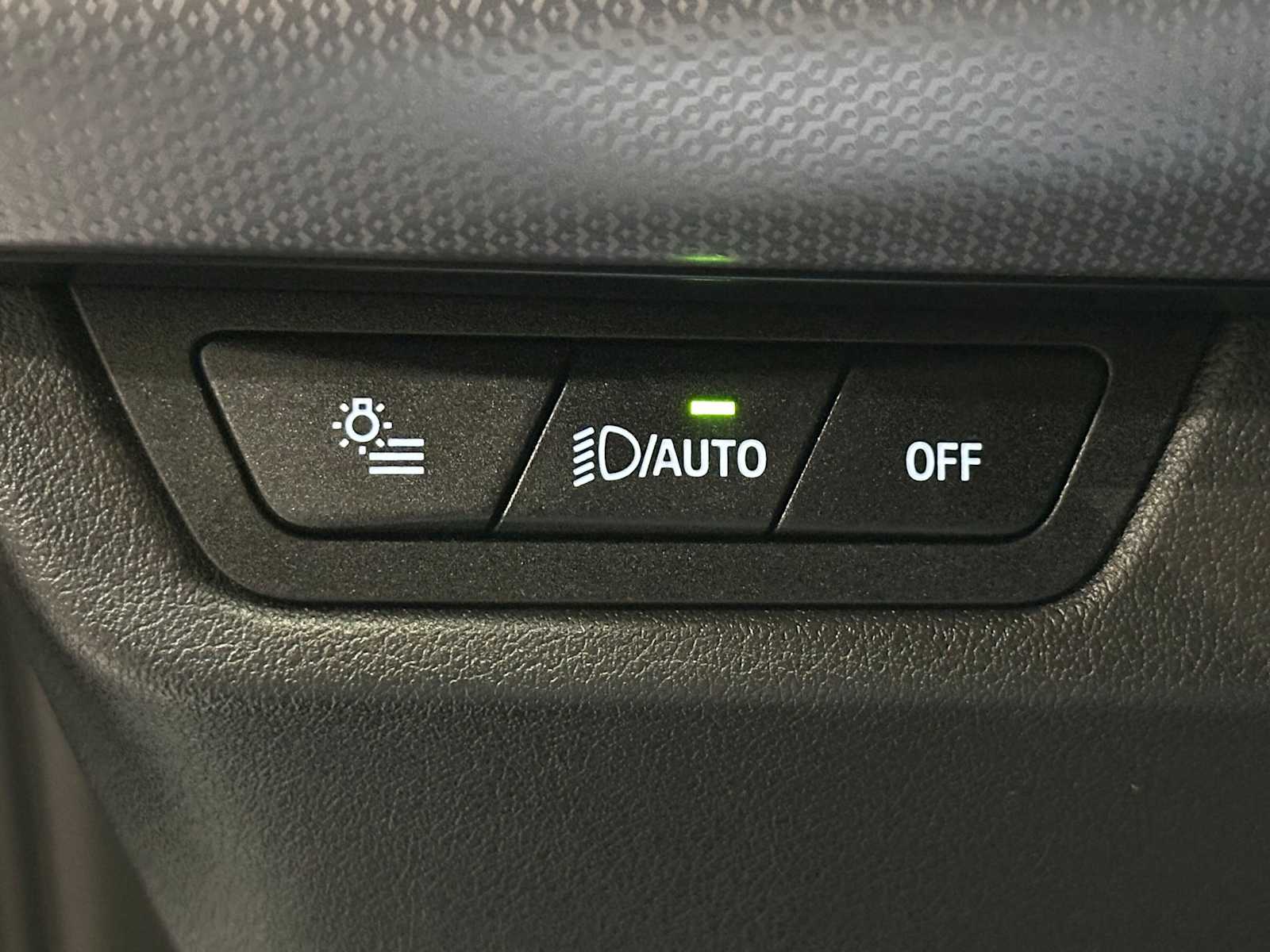 Thumbnail: 2024 BMW X1 - 17