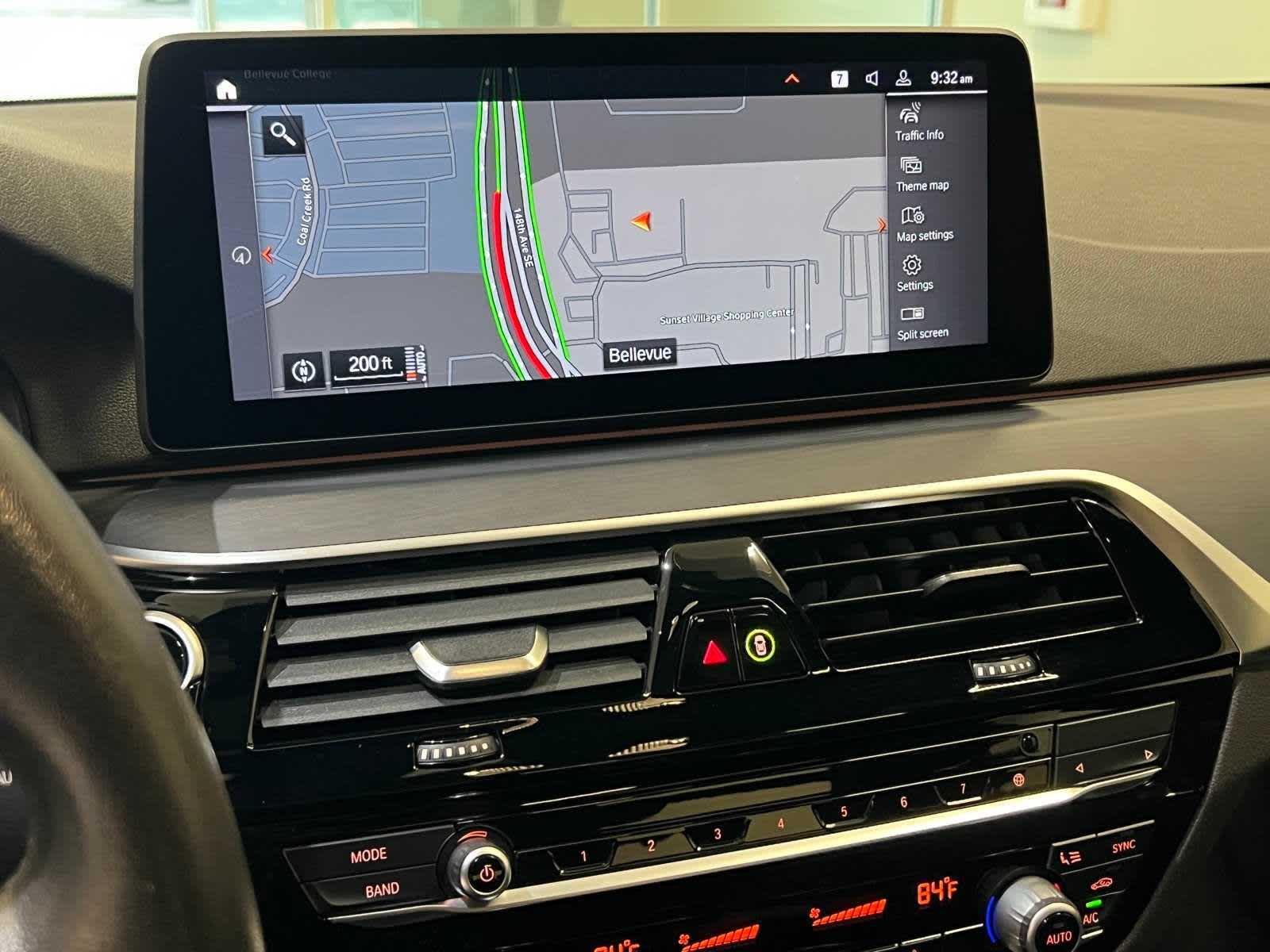 Thumbnail: 2022 BMW 5 Series - 25