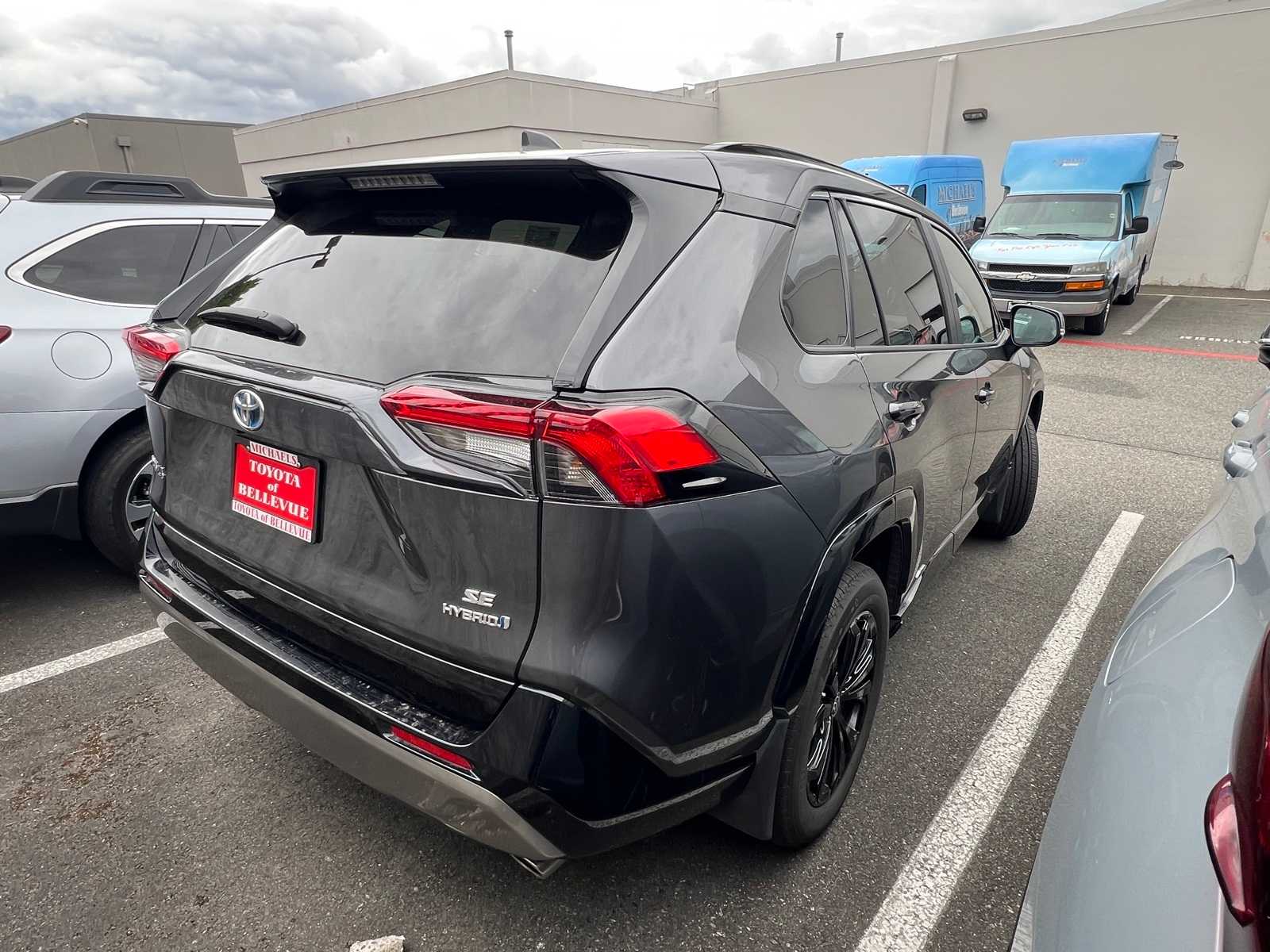 Thumbnail: 2024 Toyota RAV4 - 6