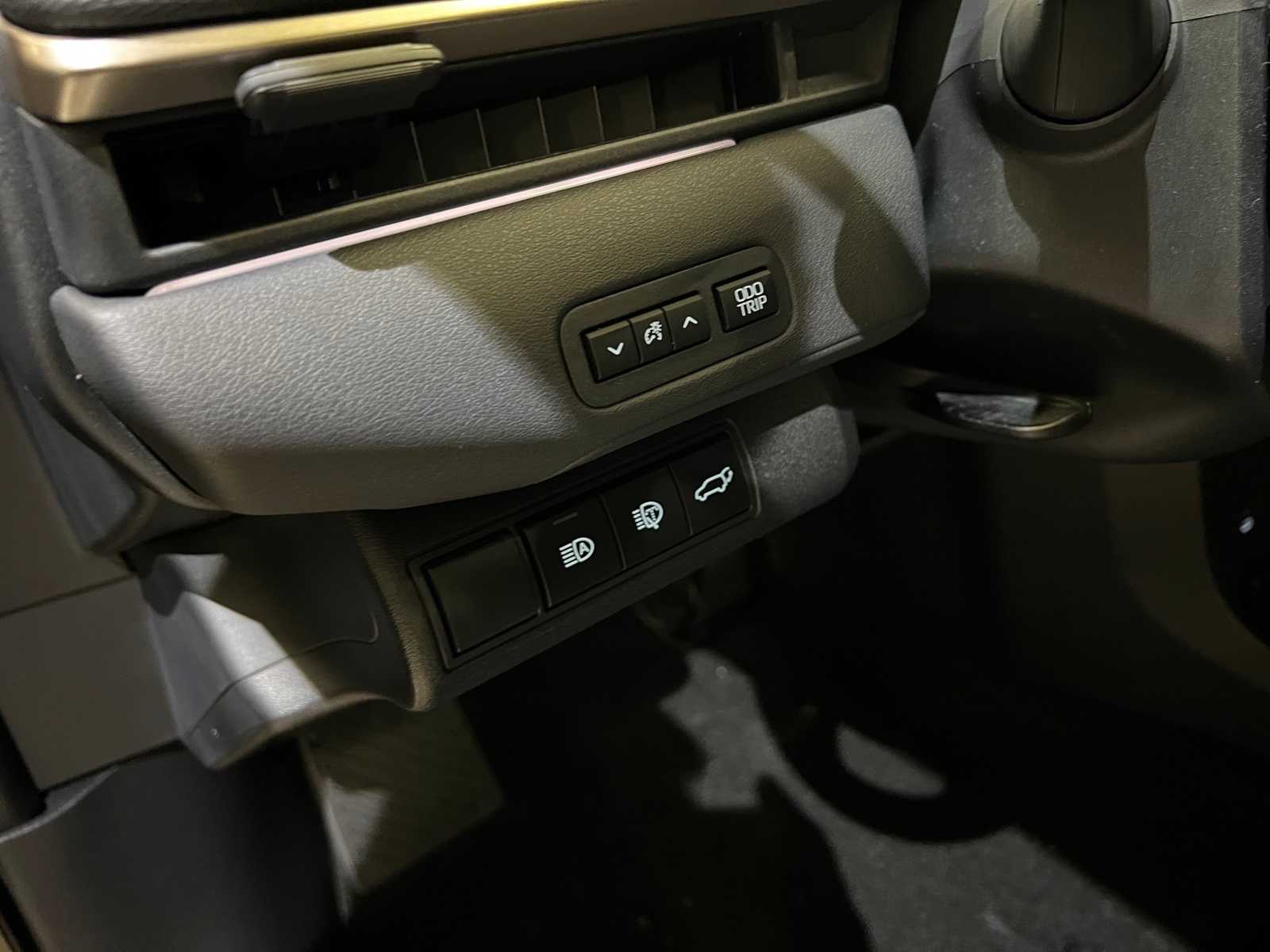 Thumbnail: 2026 Toyota bZ - 16