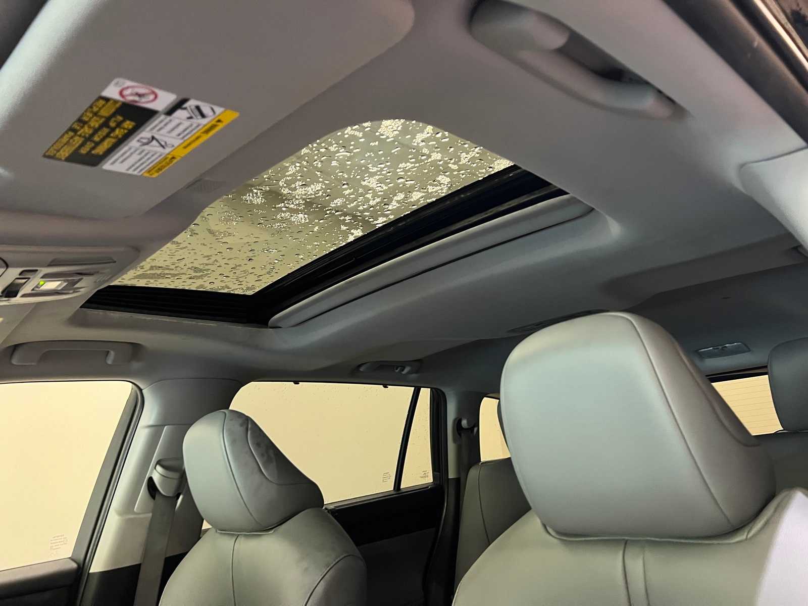 Thumbnail: 2022 Toyota Highlander - 17