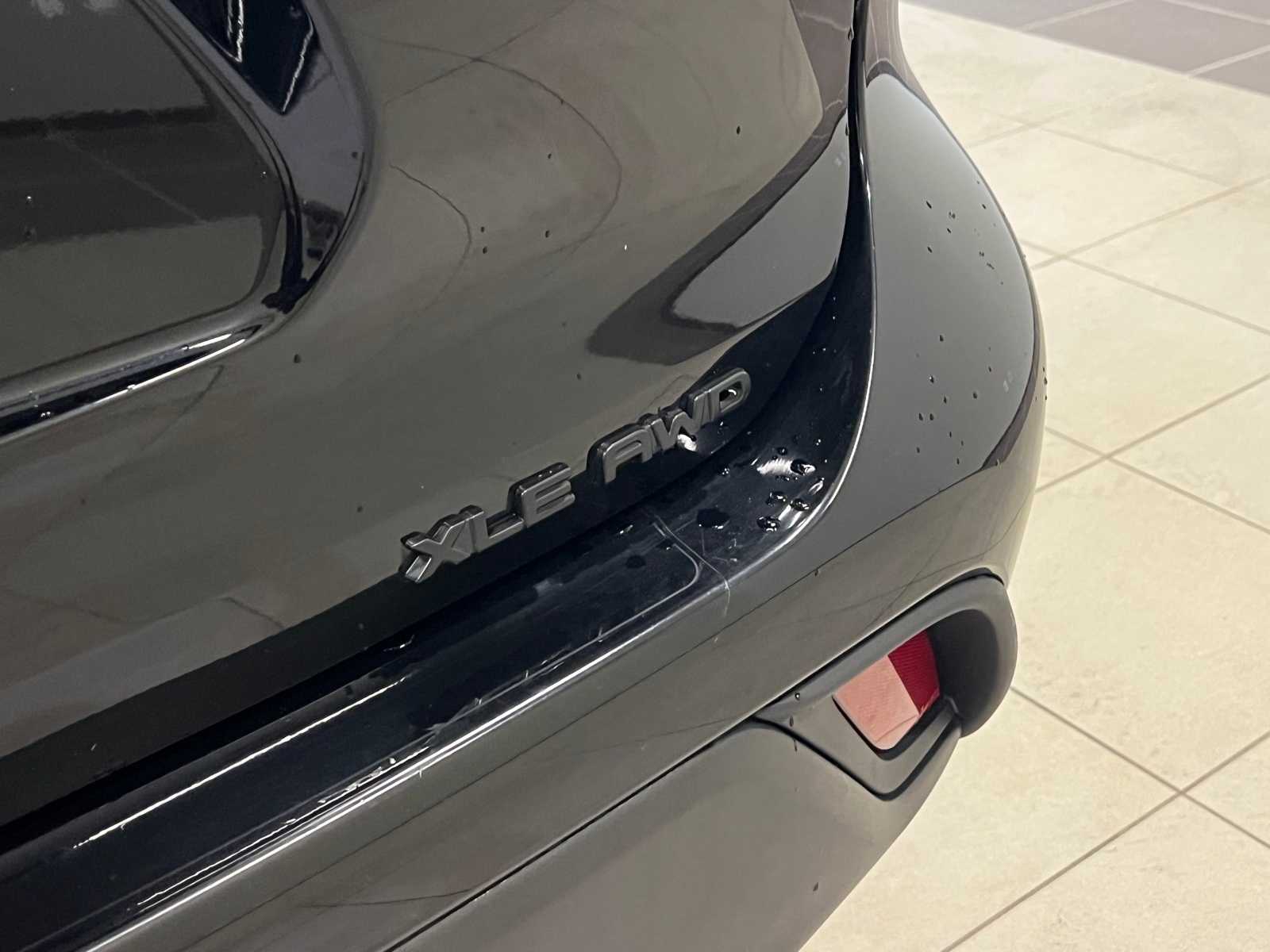 Thumbnail: 2022 Toyota Highlander - 6