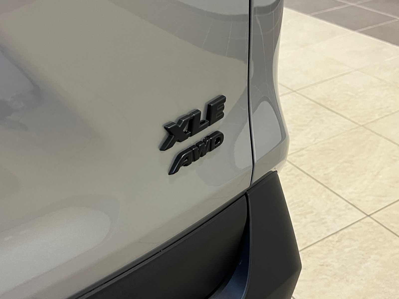 Thumbnail: 2025 Toyota RAV4 - 6