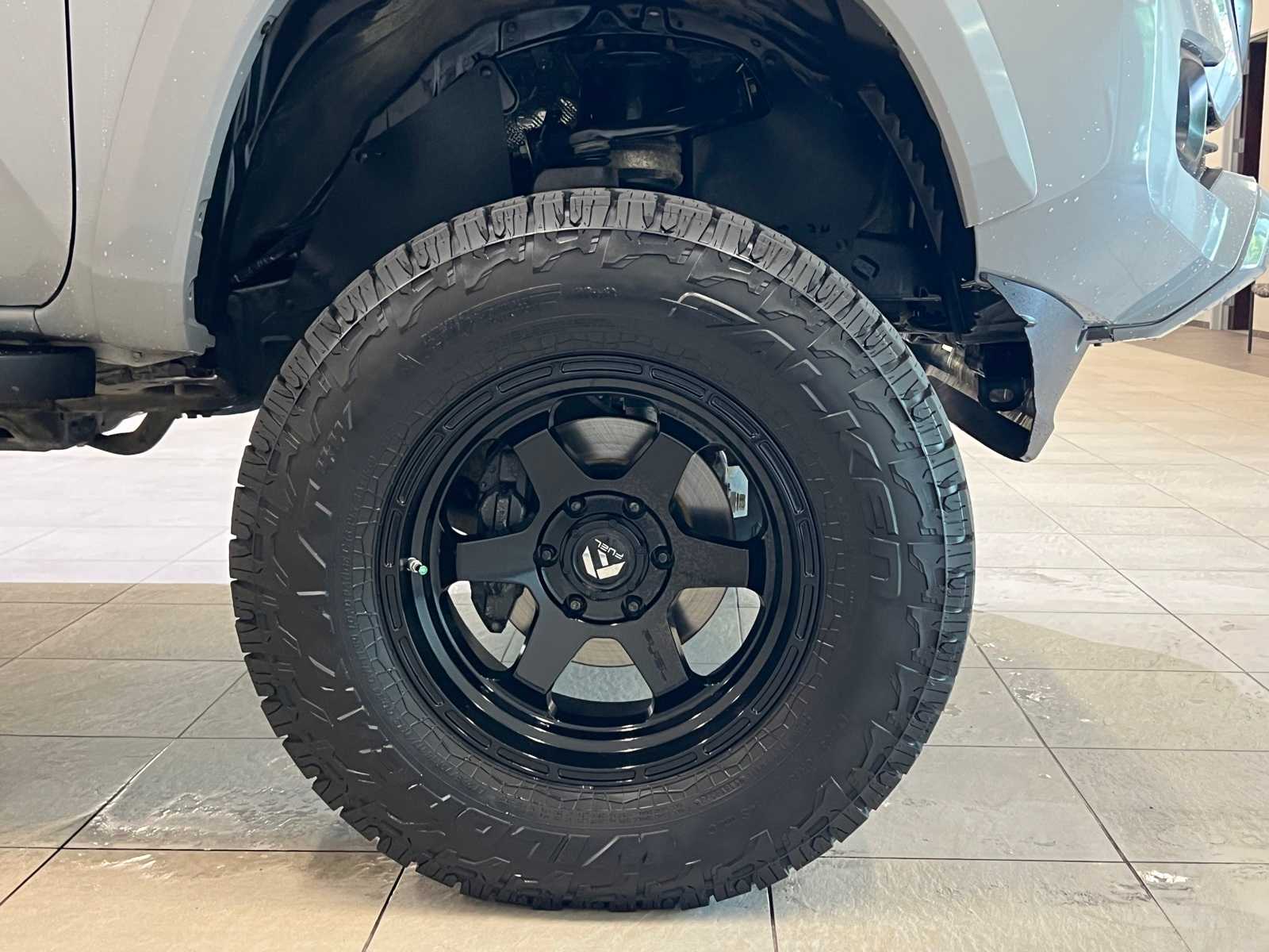 Thumbnail: 2020 Toyota Tacoma - 7