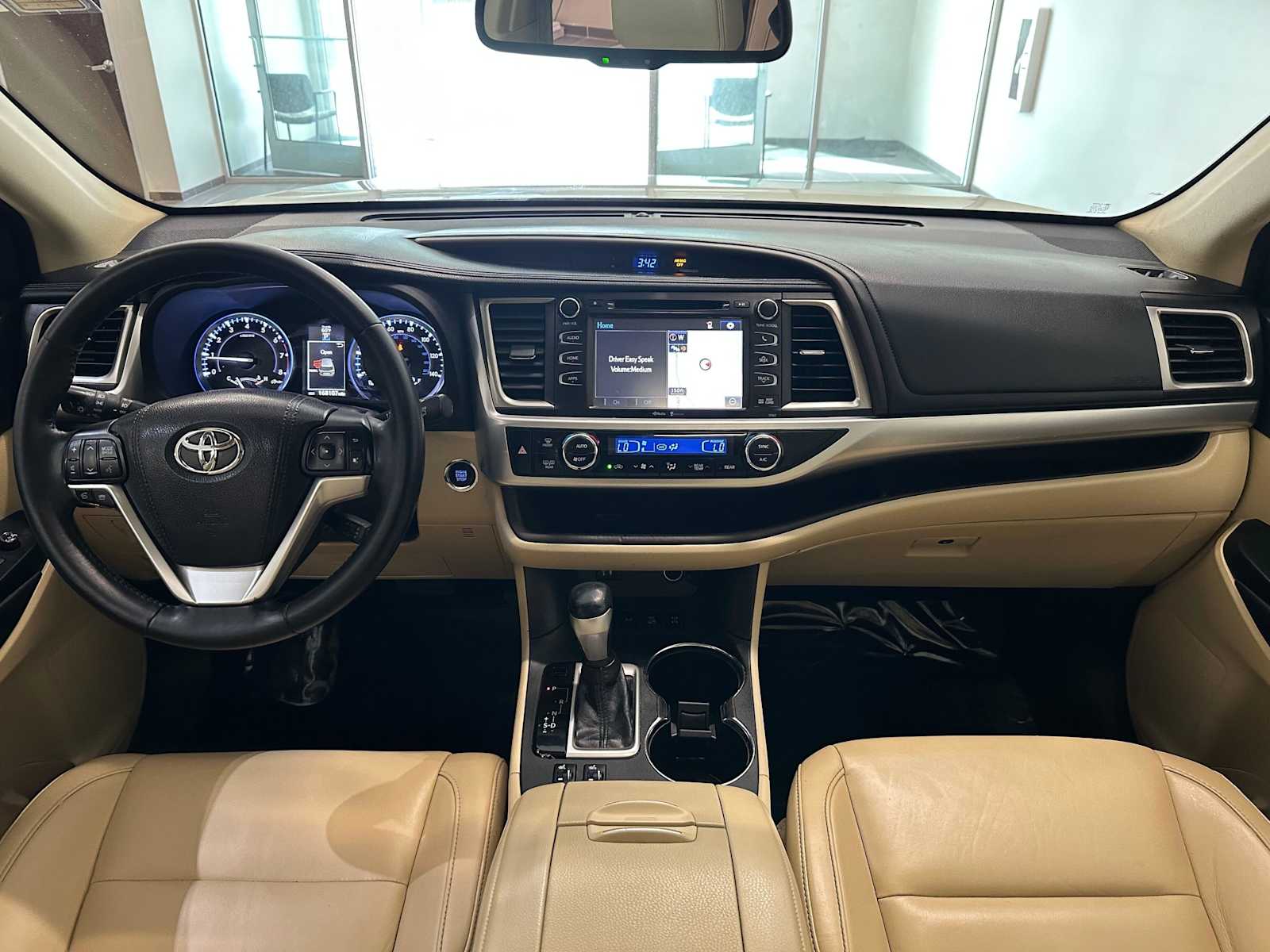 Thumbnail: 2015 Toyota Highlander - 11