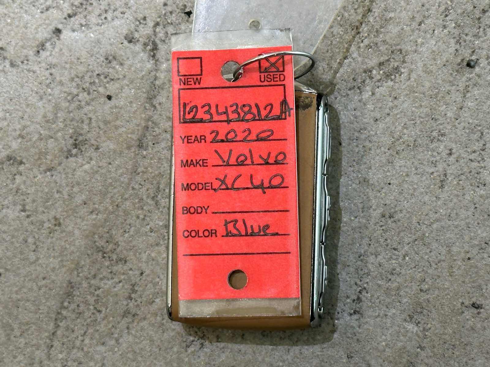 Thumbnail: 2020 Volvo XC40 - 33