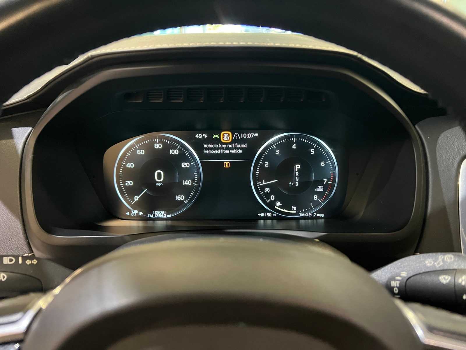 Thumbnail: 2017 Volvo XC90 - 18