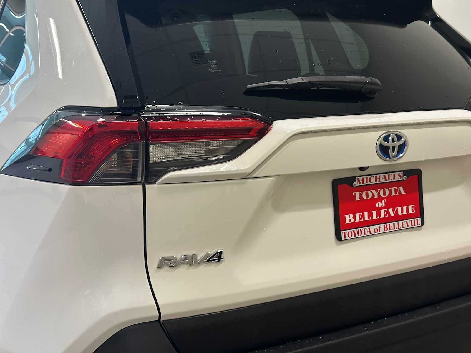 Thumbnail: 2019 Toyota RAV4 - 7