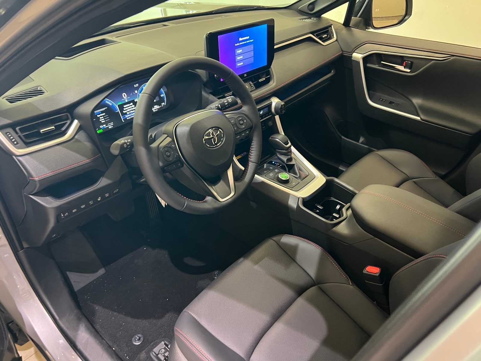 Thumbnail: 2025 Toyota RAV4 - 2