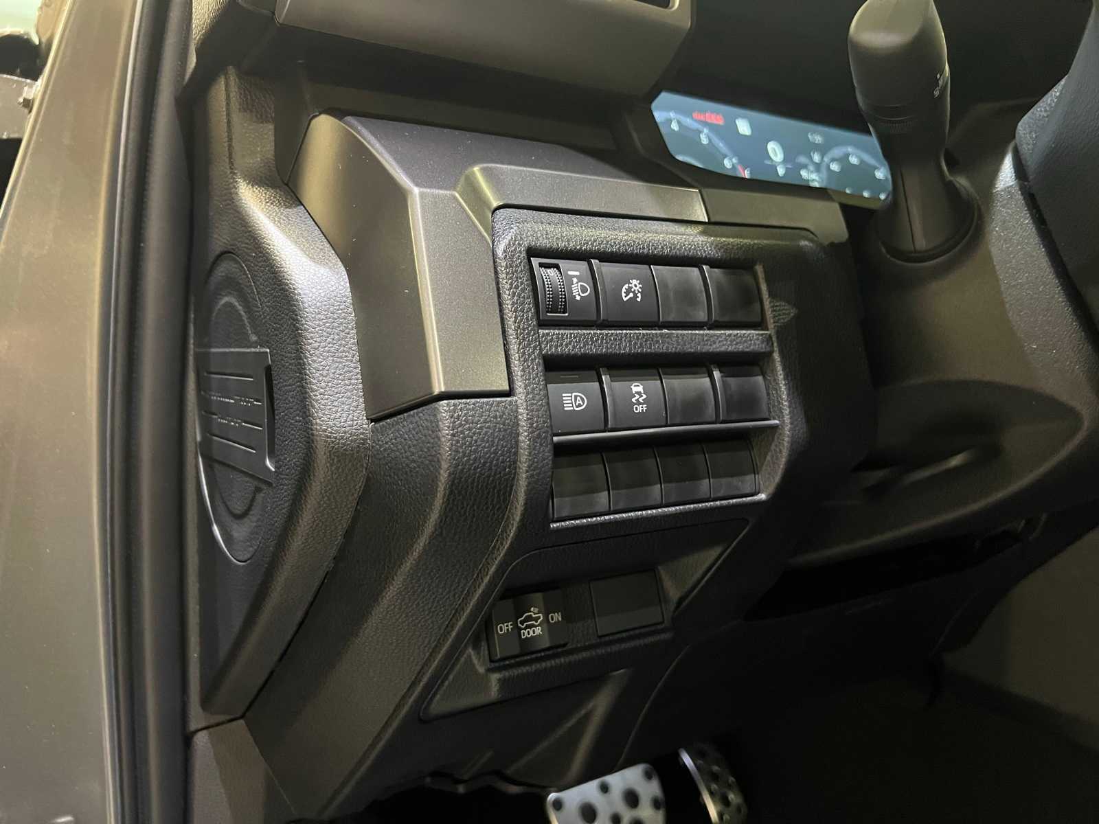 Thumbnail: 2025 Toyota Tacoma - 16