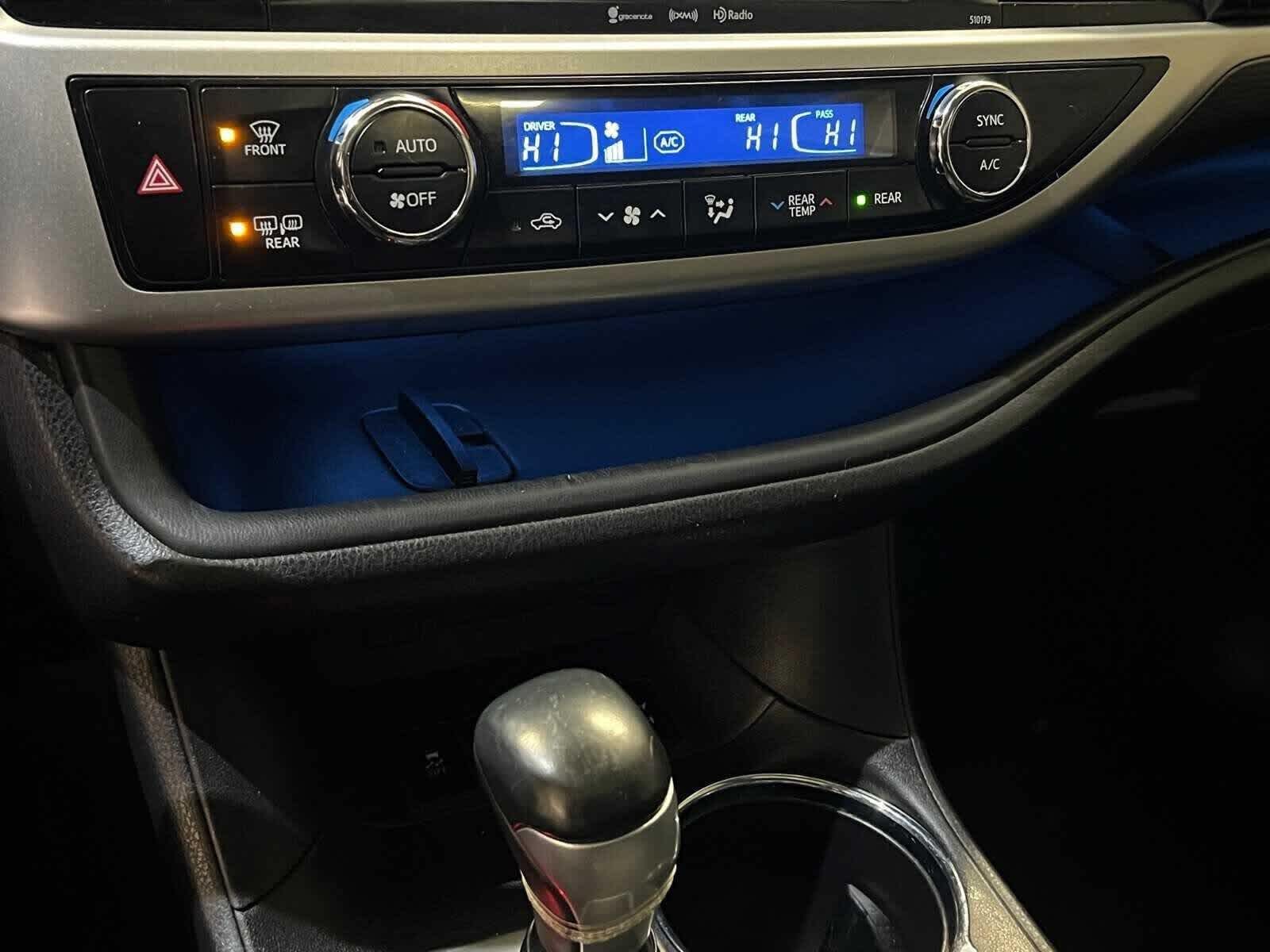 Thumbnail: 2018 Toyota Highlander - 24