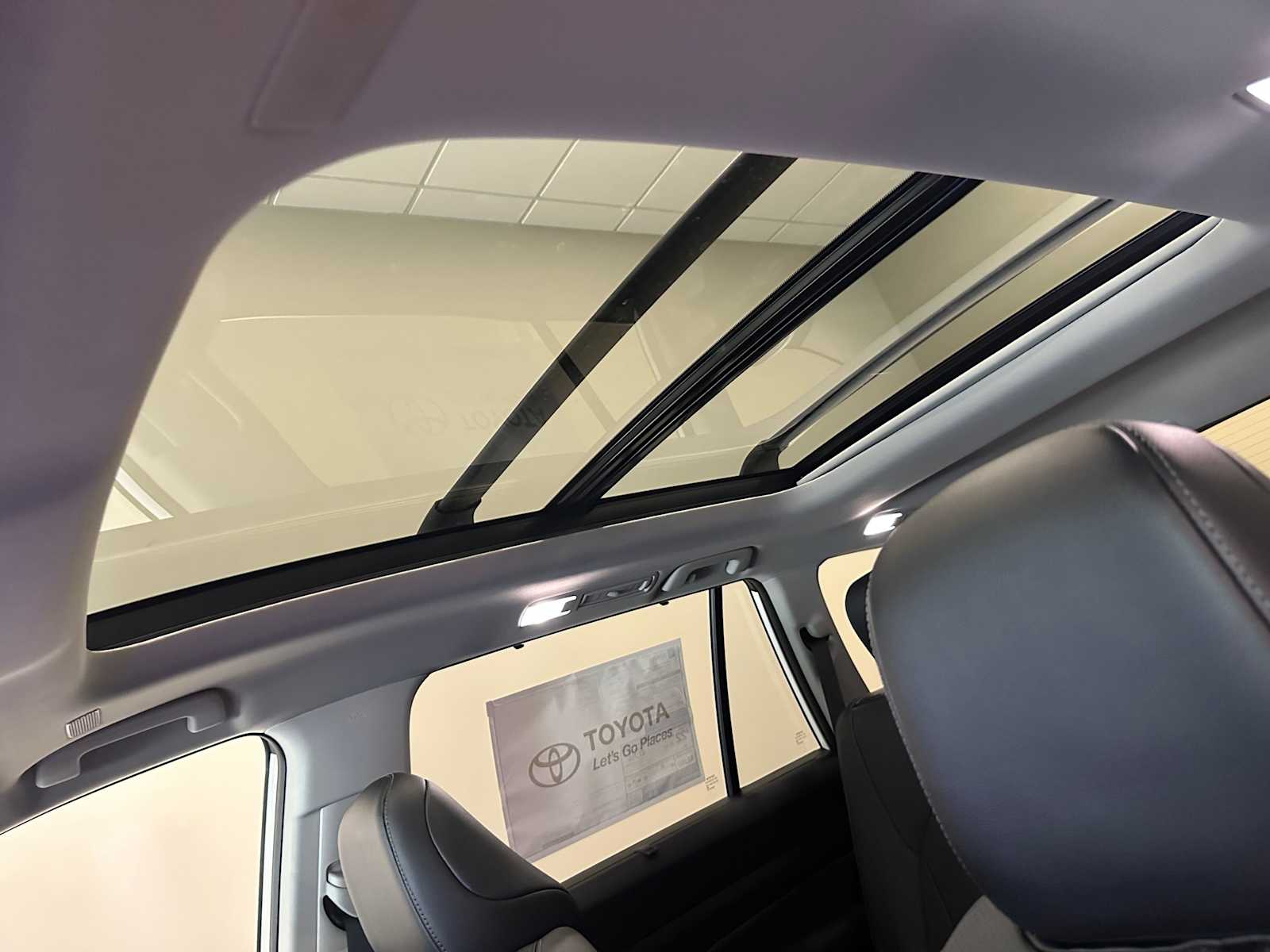 Thumbnail: 2026 Toyota Grand Highlander - 20