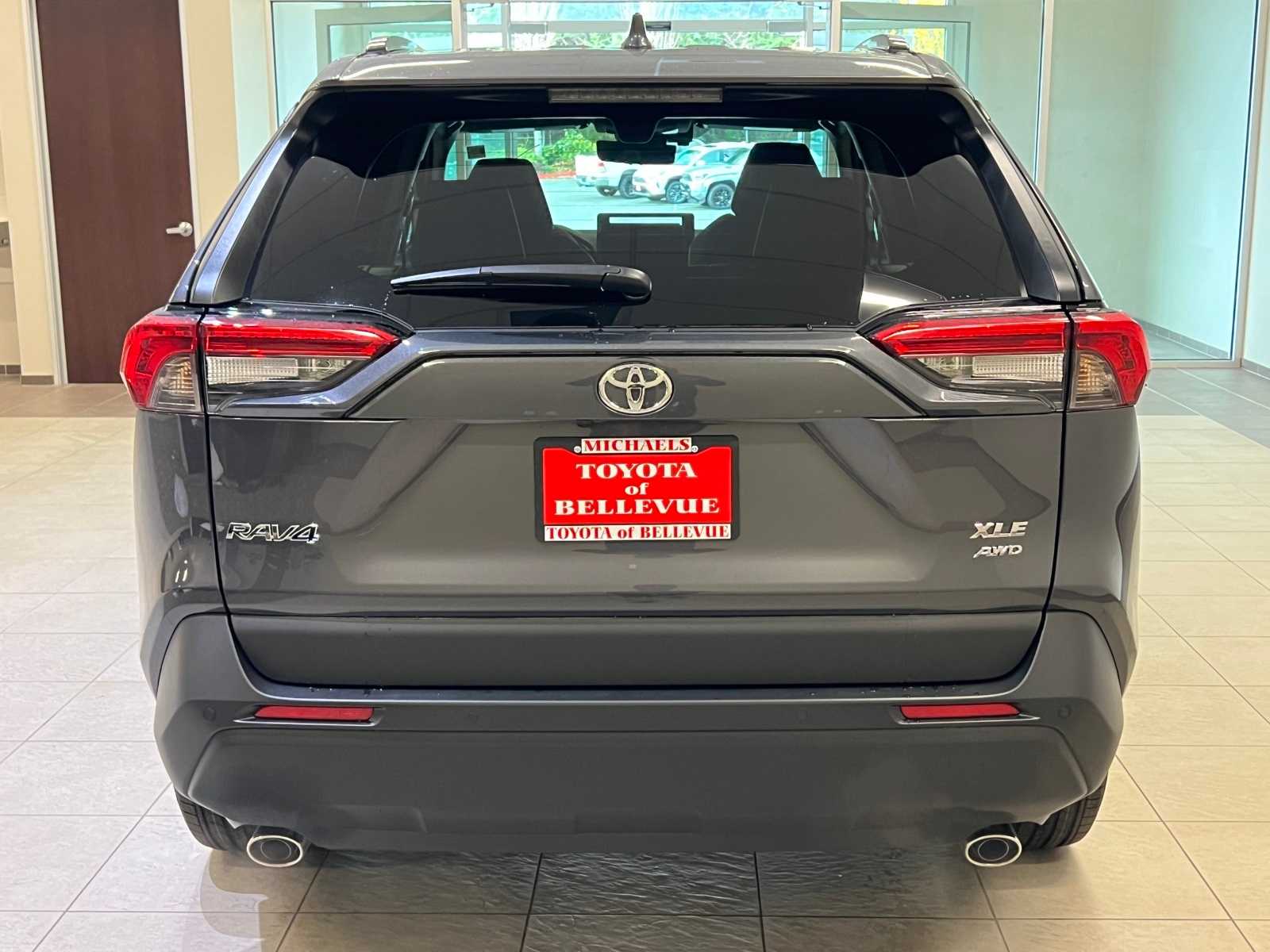 Thumbnail: 2025 Toyota RAV4 - 5