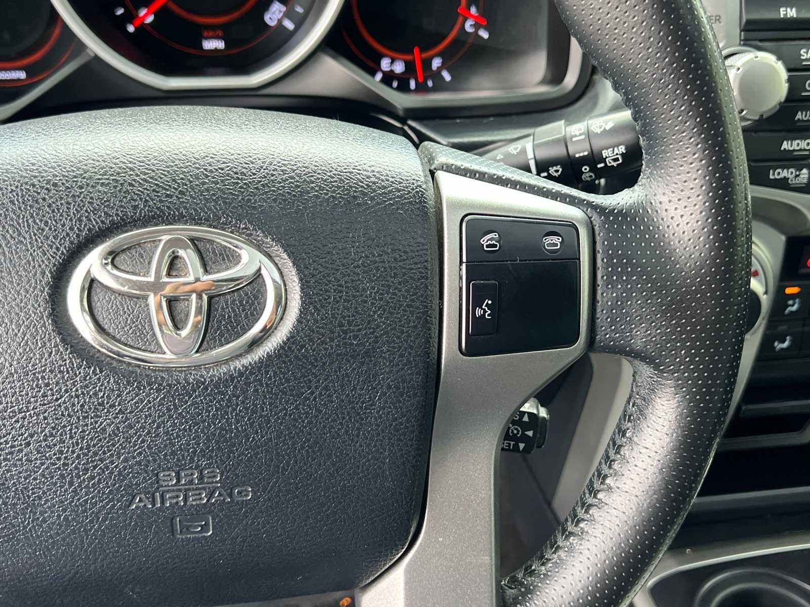 Thumbnail: 2011 Toyota 4Runner - 20