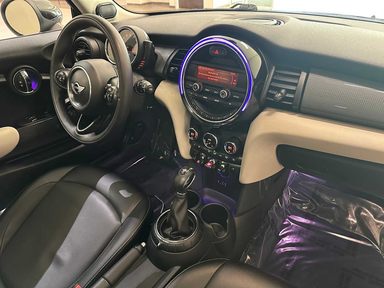 Thumbnail: 2014 MINI Cooper Hardtop - 27