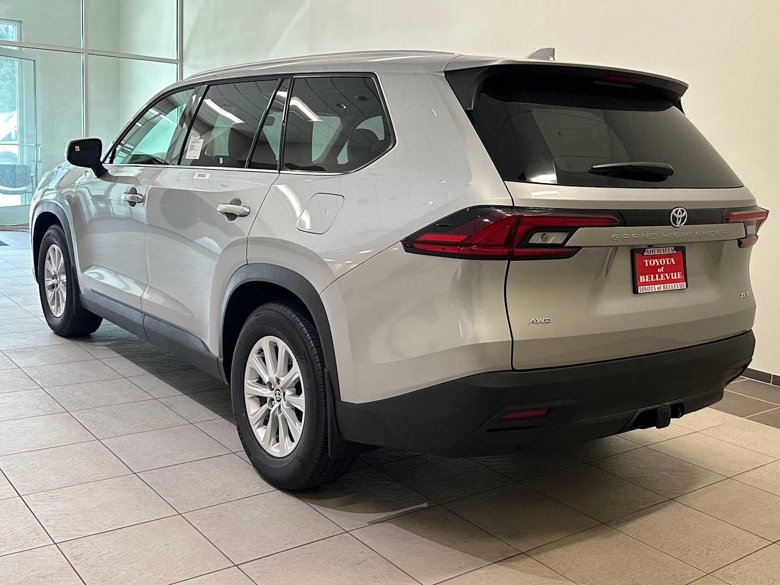 Thumbnail: 2026 Toyota Grand Highlander - 4