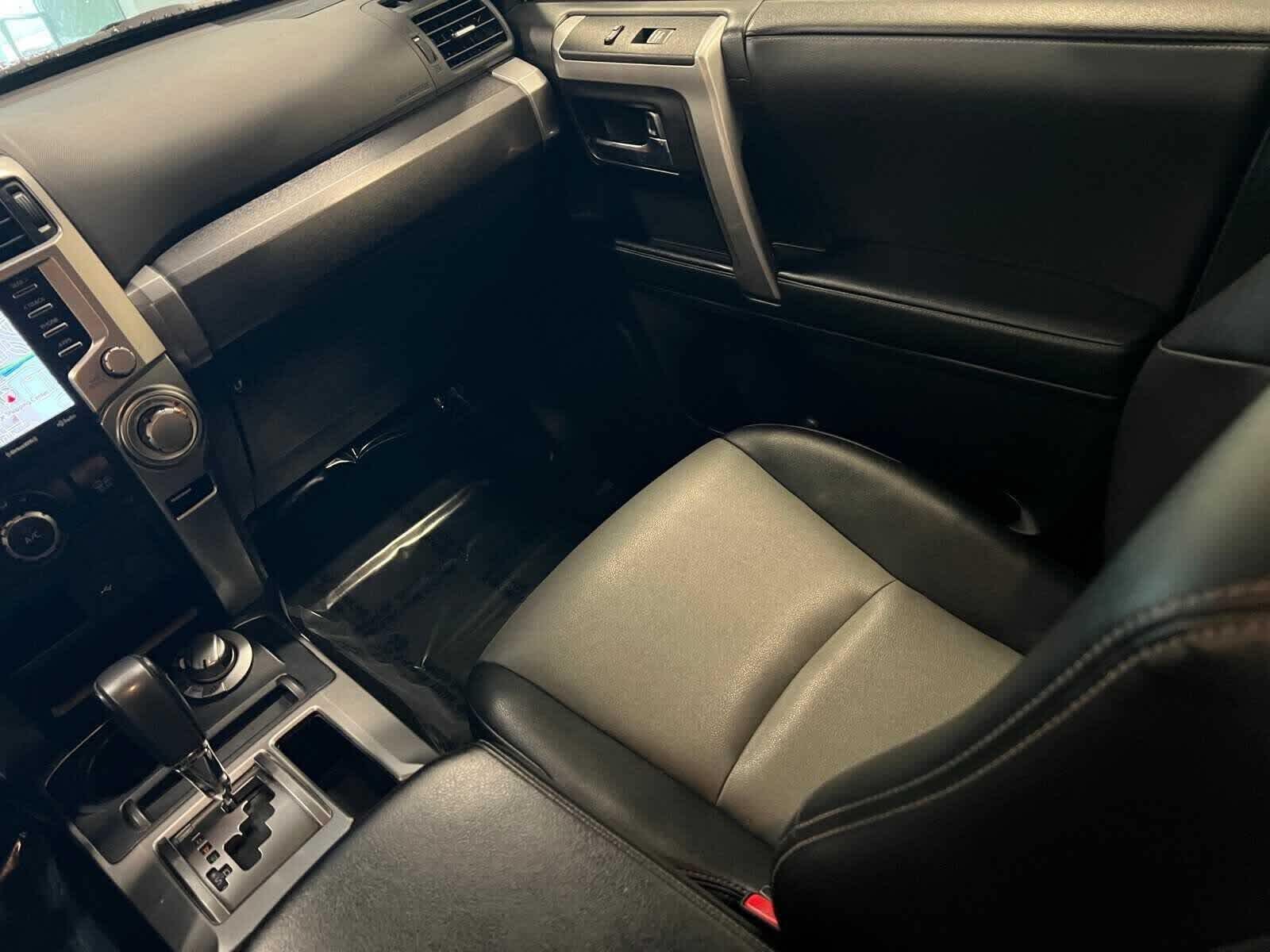 Thumbnail: 2021 Toyota 4Runner - 11