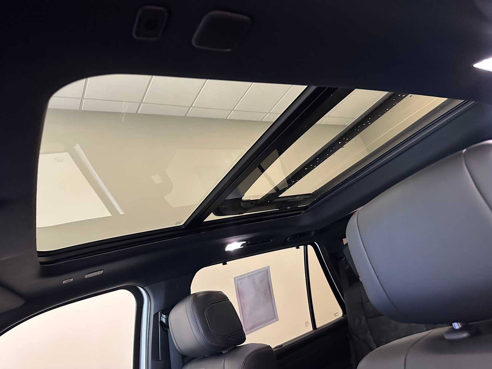 Thumbnail: 2025 Toyota Sequoia - 21