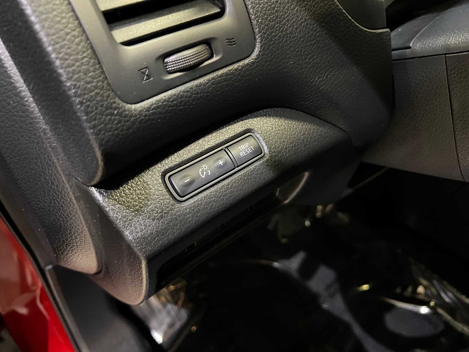 Thumbnail: 2018 Nissan Altima - 15