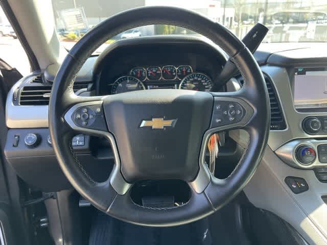 2016 Chevrolet Suburban LT 21