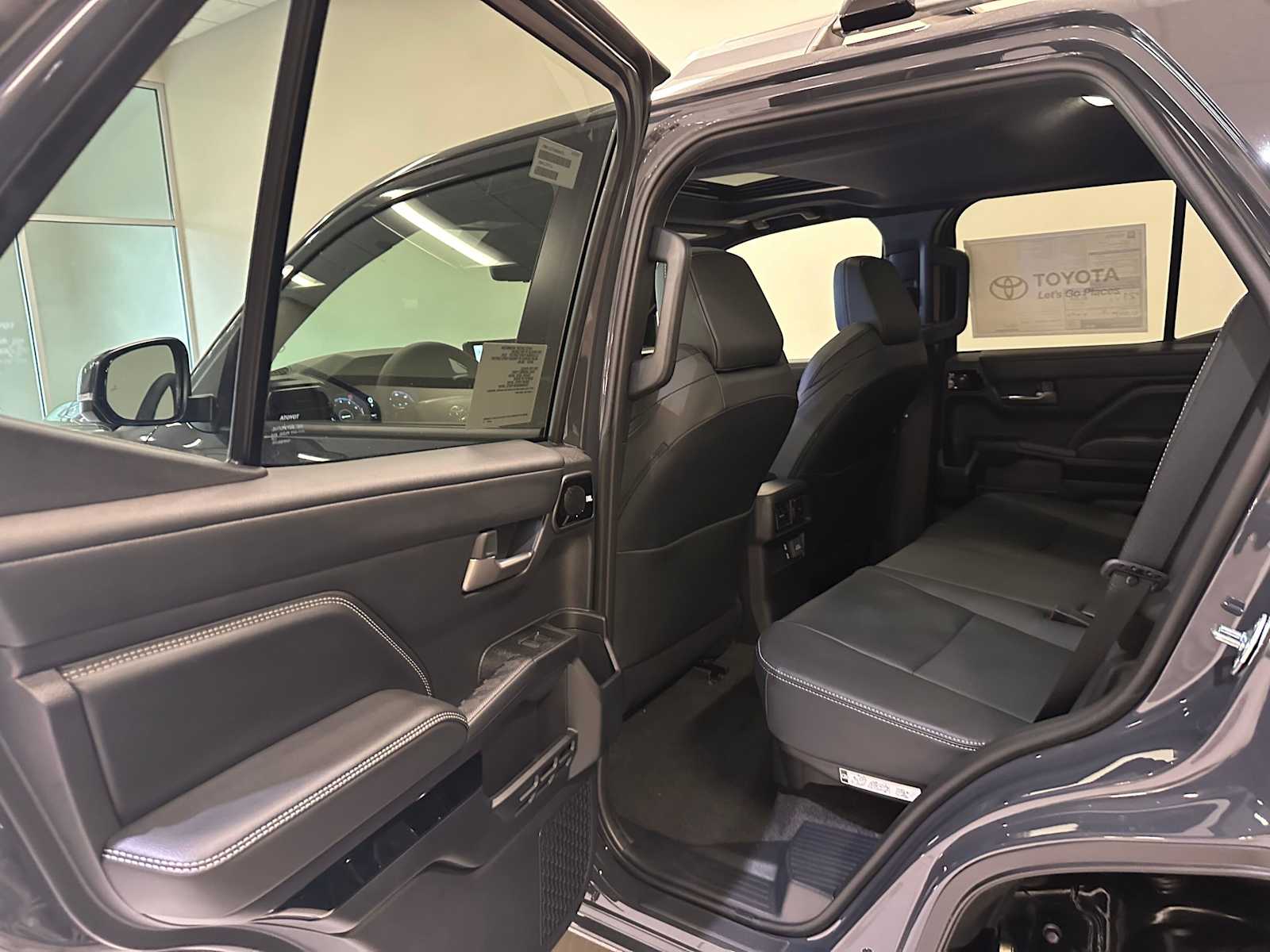 Thumbnail: 2026 Toyota 4Runner - 25