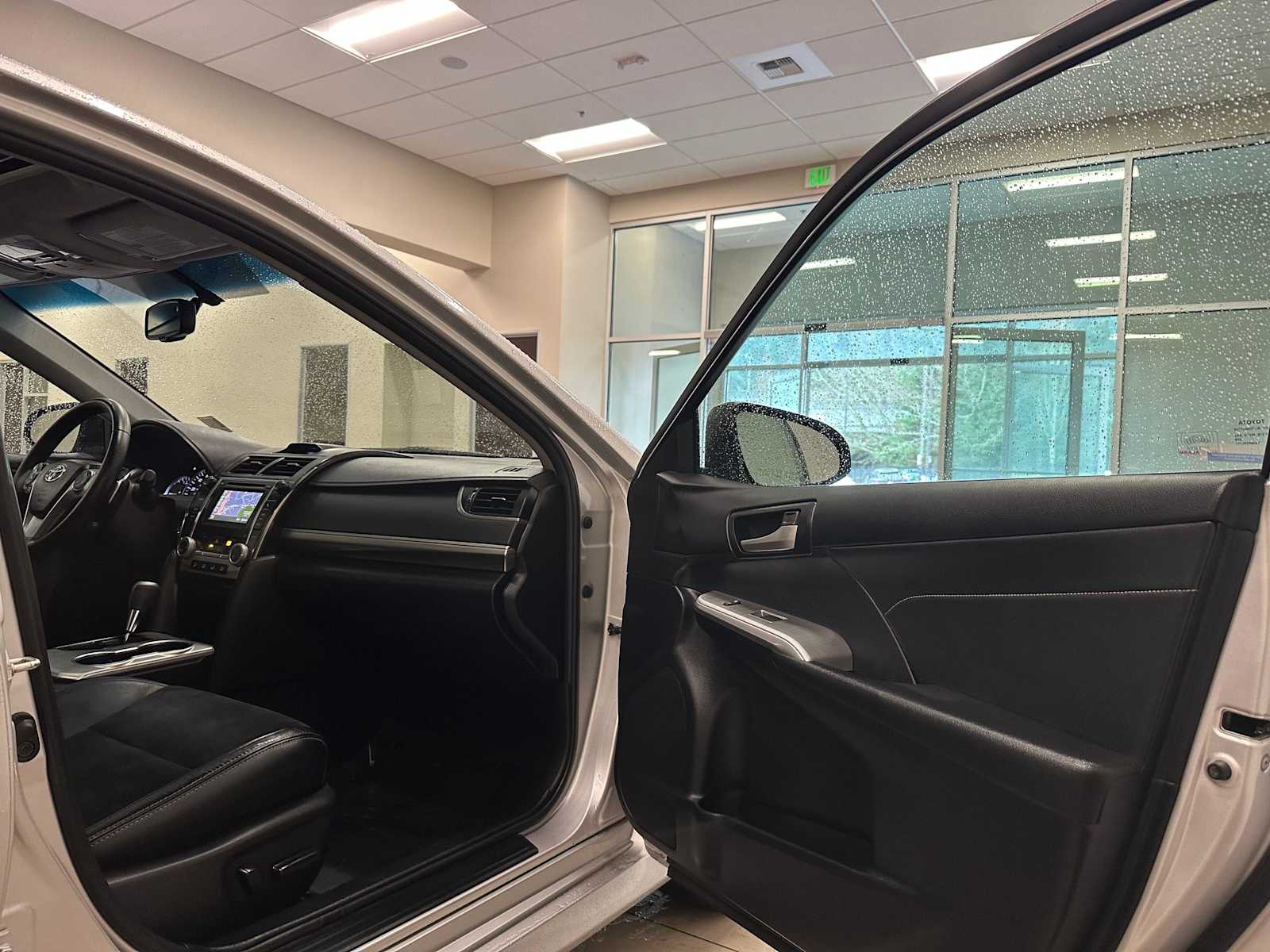 Thumbnail: 2013 Toyota Camry - 26