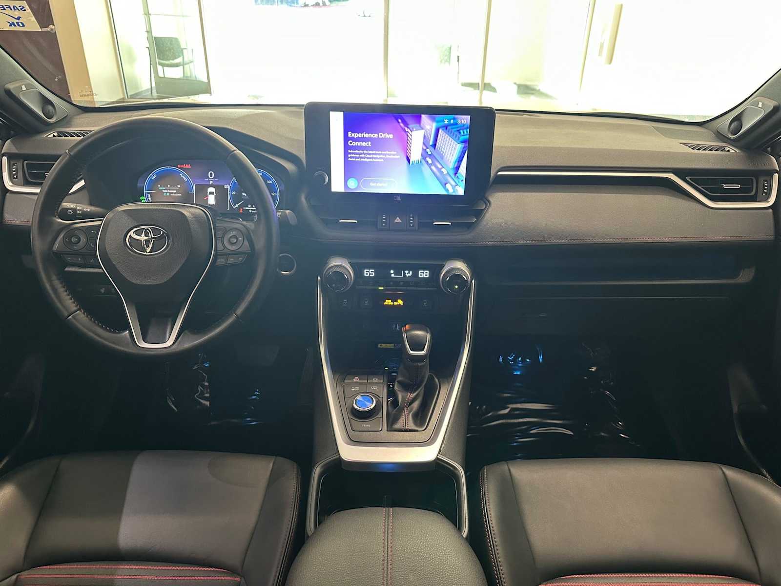 Thumbnail: 2024 Toyota RAV4 - 9