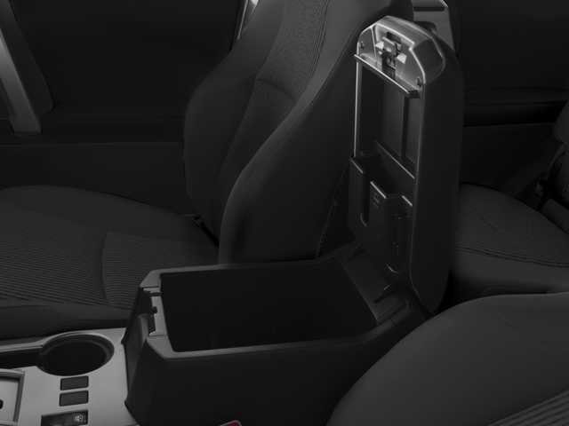 Thumbnail: 2017 Toyota 4Runner - 13