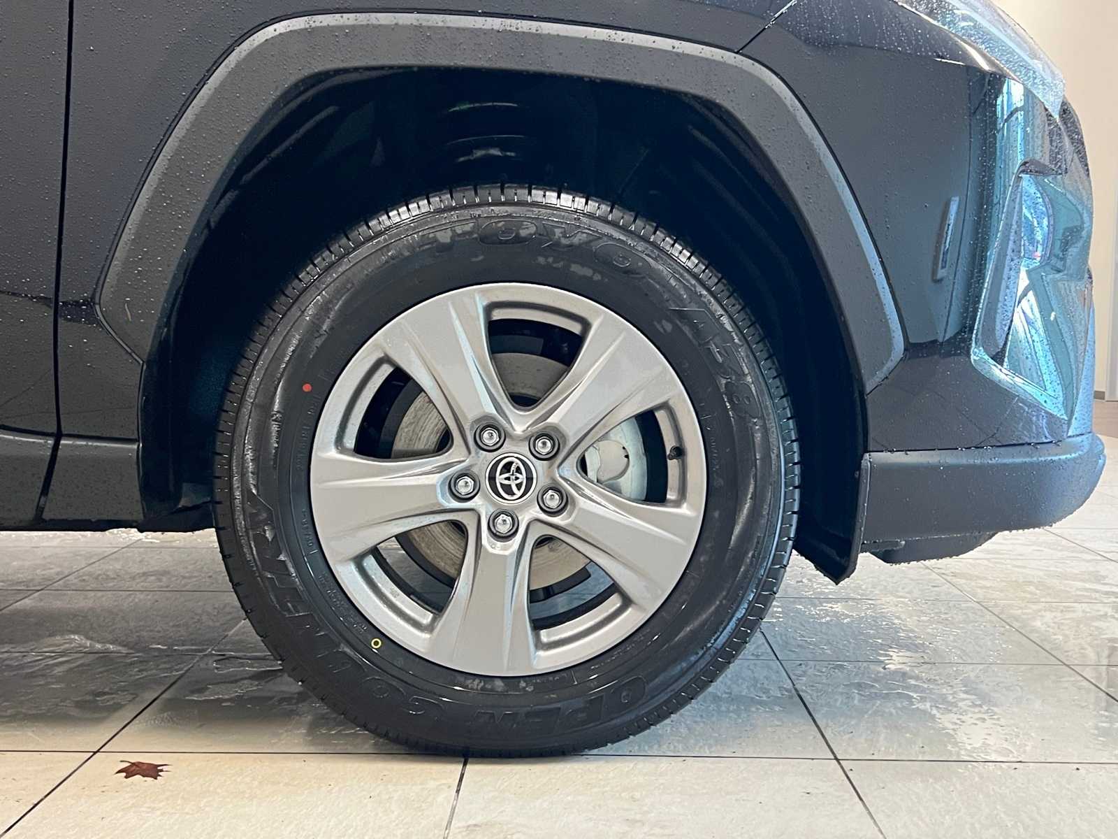 Thumbnail: 2025 Toyota RAV4 - 7