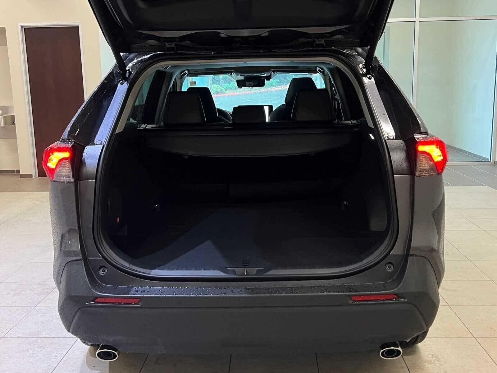 Thumbnail: 2025 Toyota RAV4 - 30