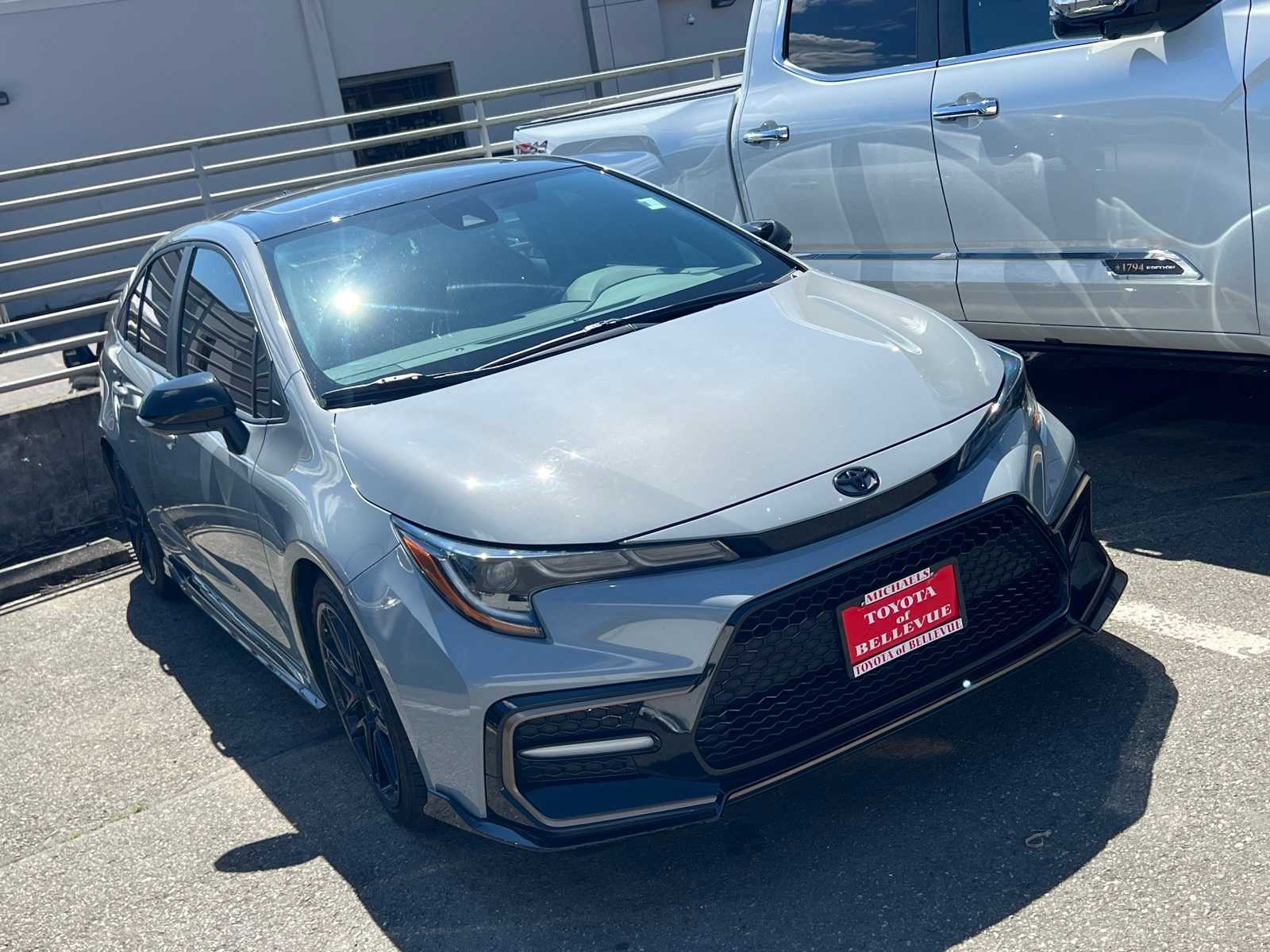 Thumbnail: 2022 Toyota Corolla - 3