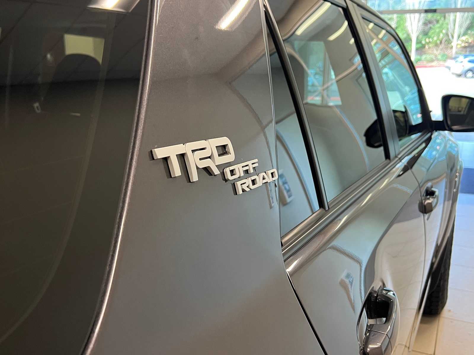 Thumbnail: 2021 Toyota 4Runner - 6