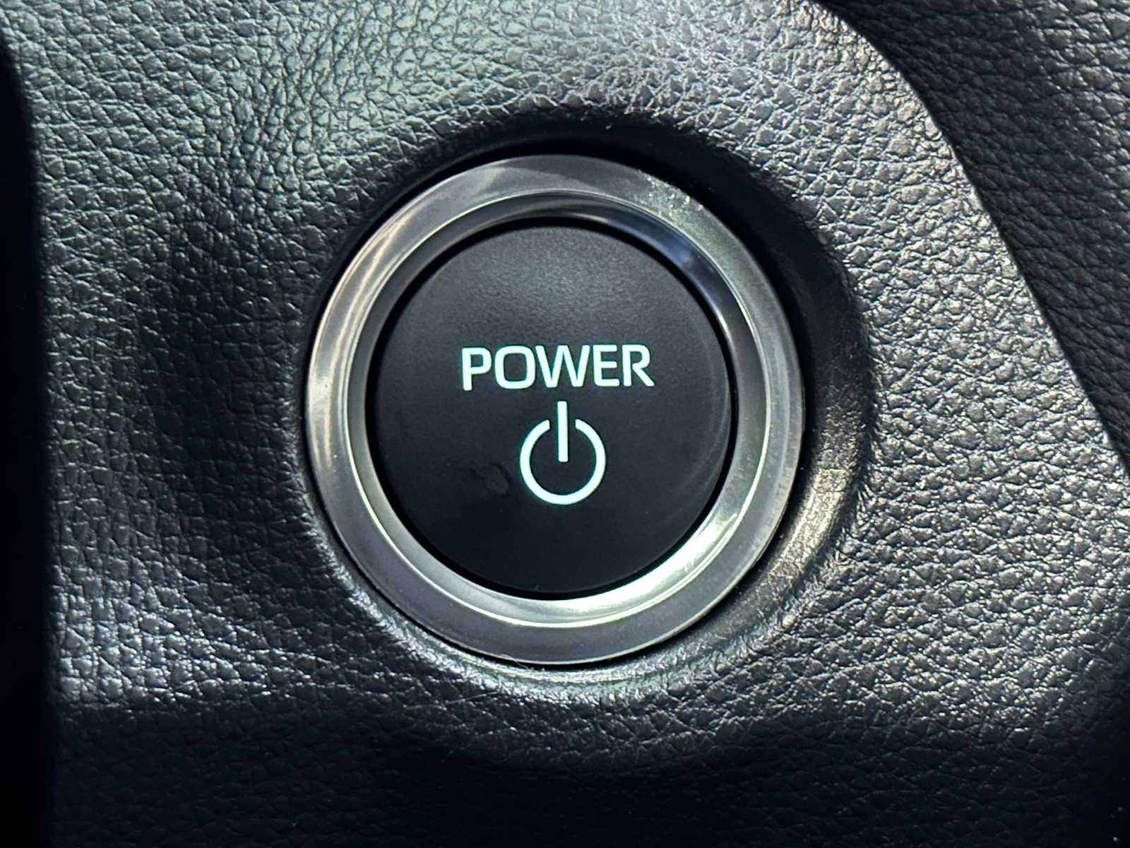 Thumbnail: 2025 Toyota RAV4 - 19