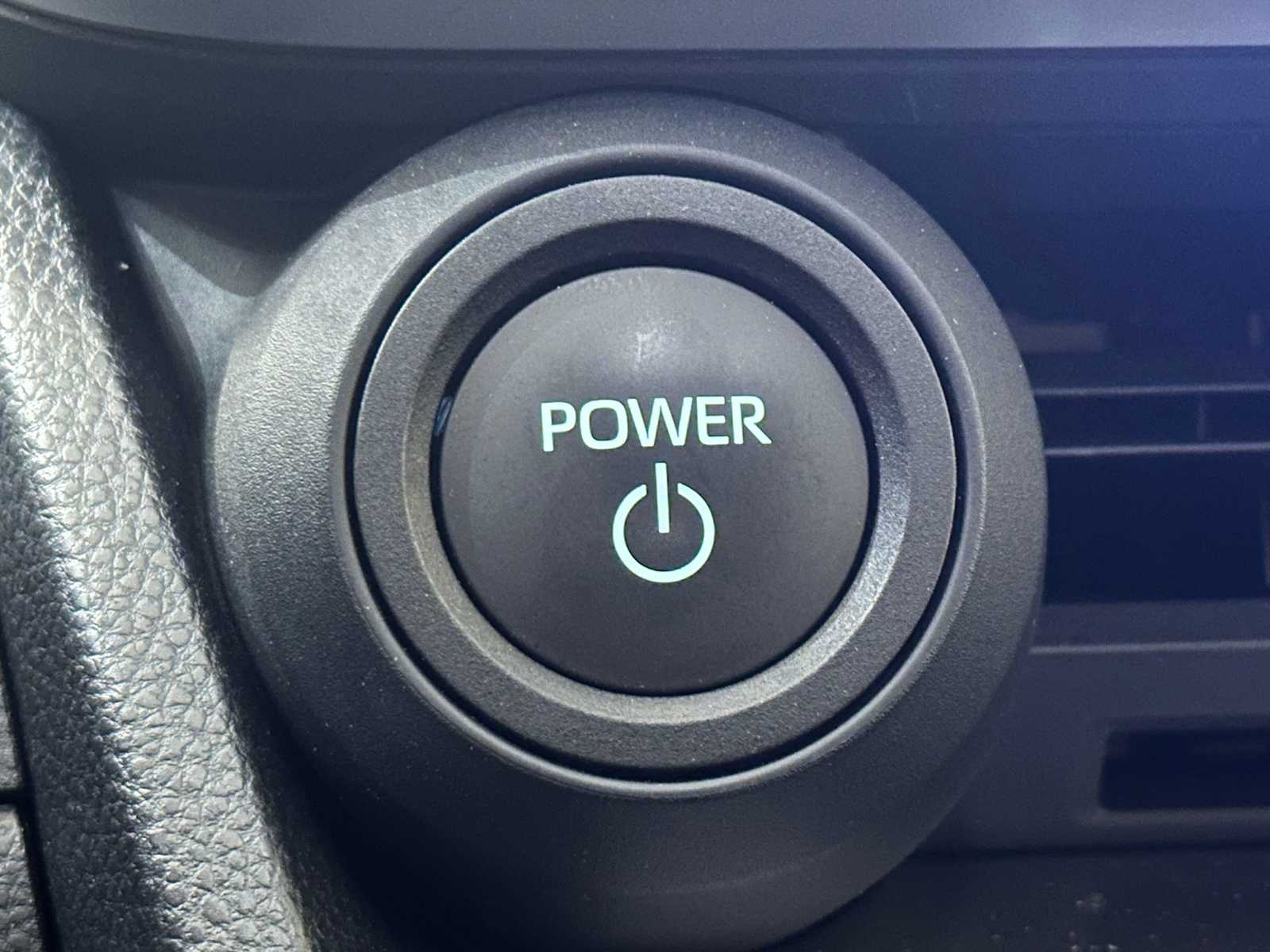 Thumbnail: 2024 Toyota Prius - 19