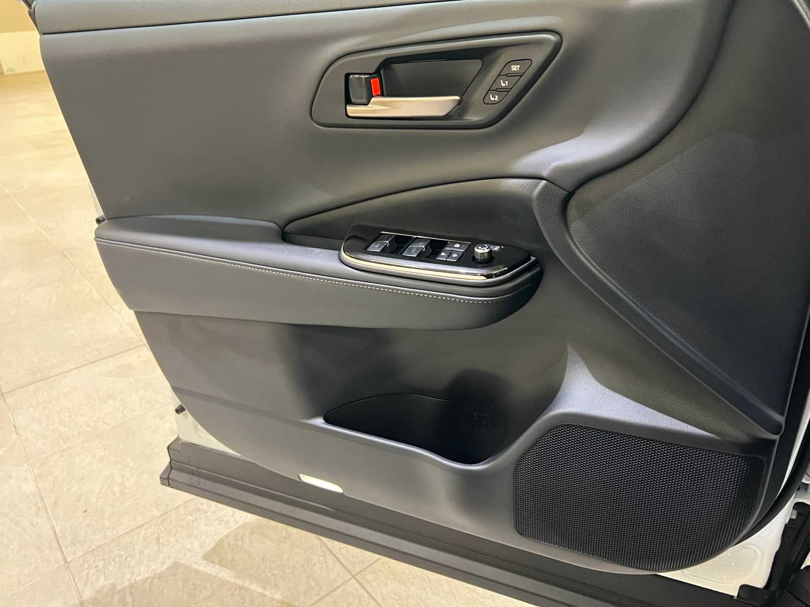 Thumbnail: 2026 Toyota Crown - 18