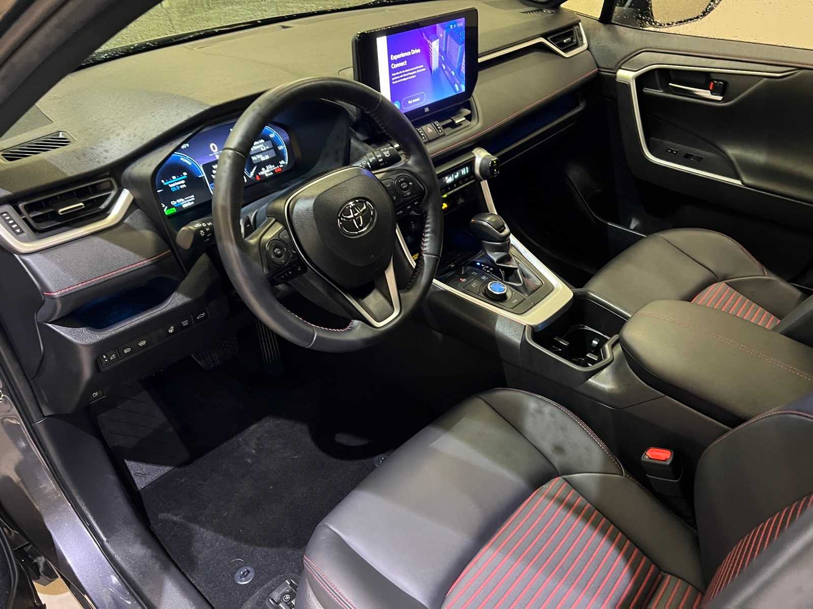 Thumbnail: 2024 Toyota RAV4 - 2