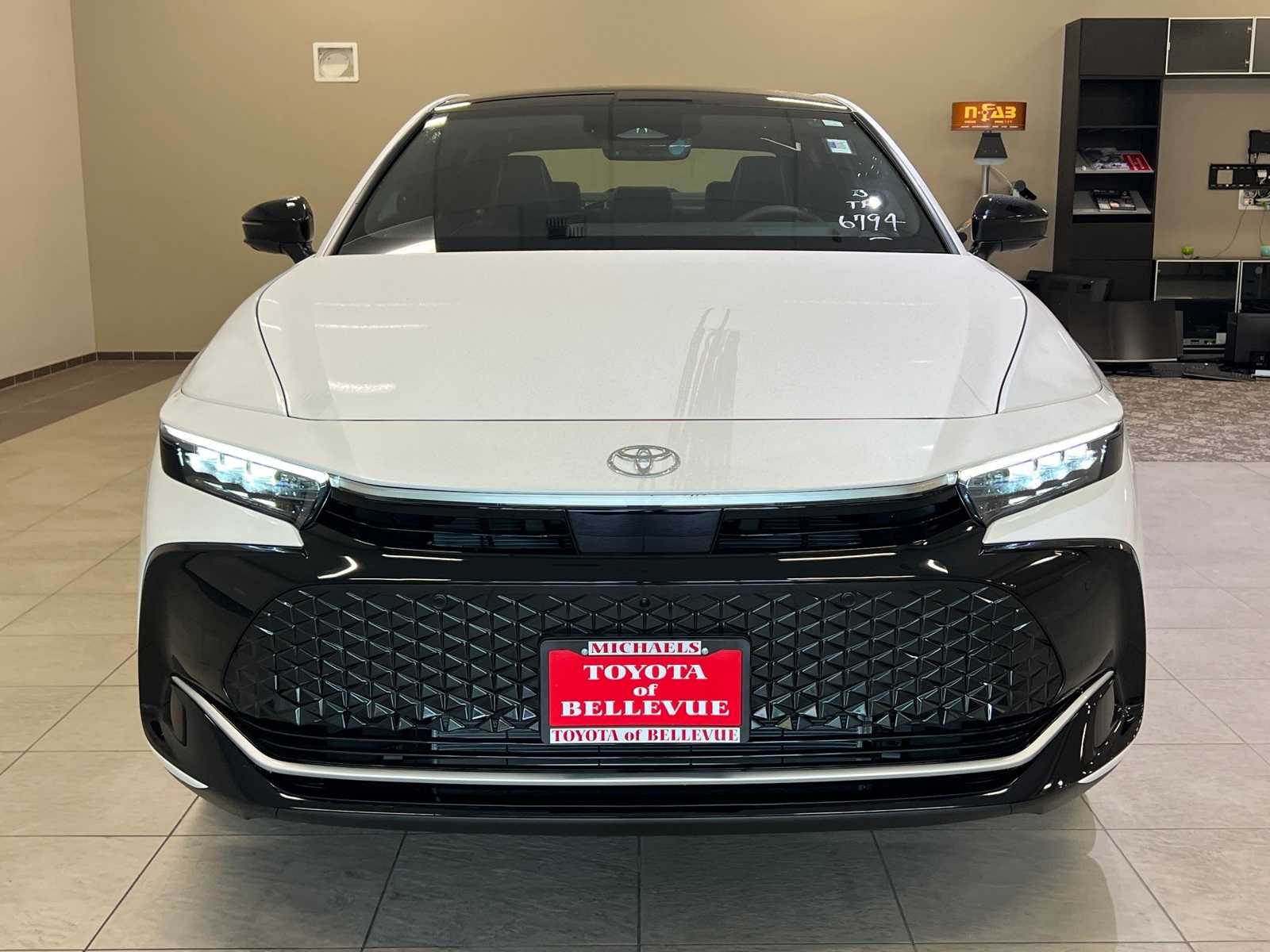 Thumbnail: 2026 Toyota Crown - 8