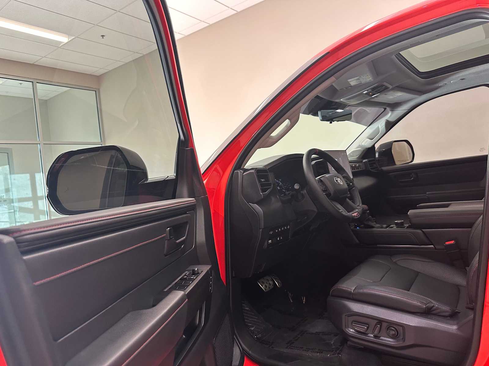 Thumbnail: 2023 Toyota Sequoia - 22