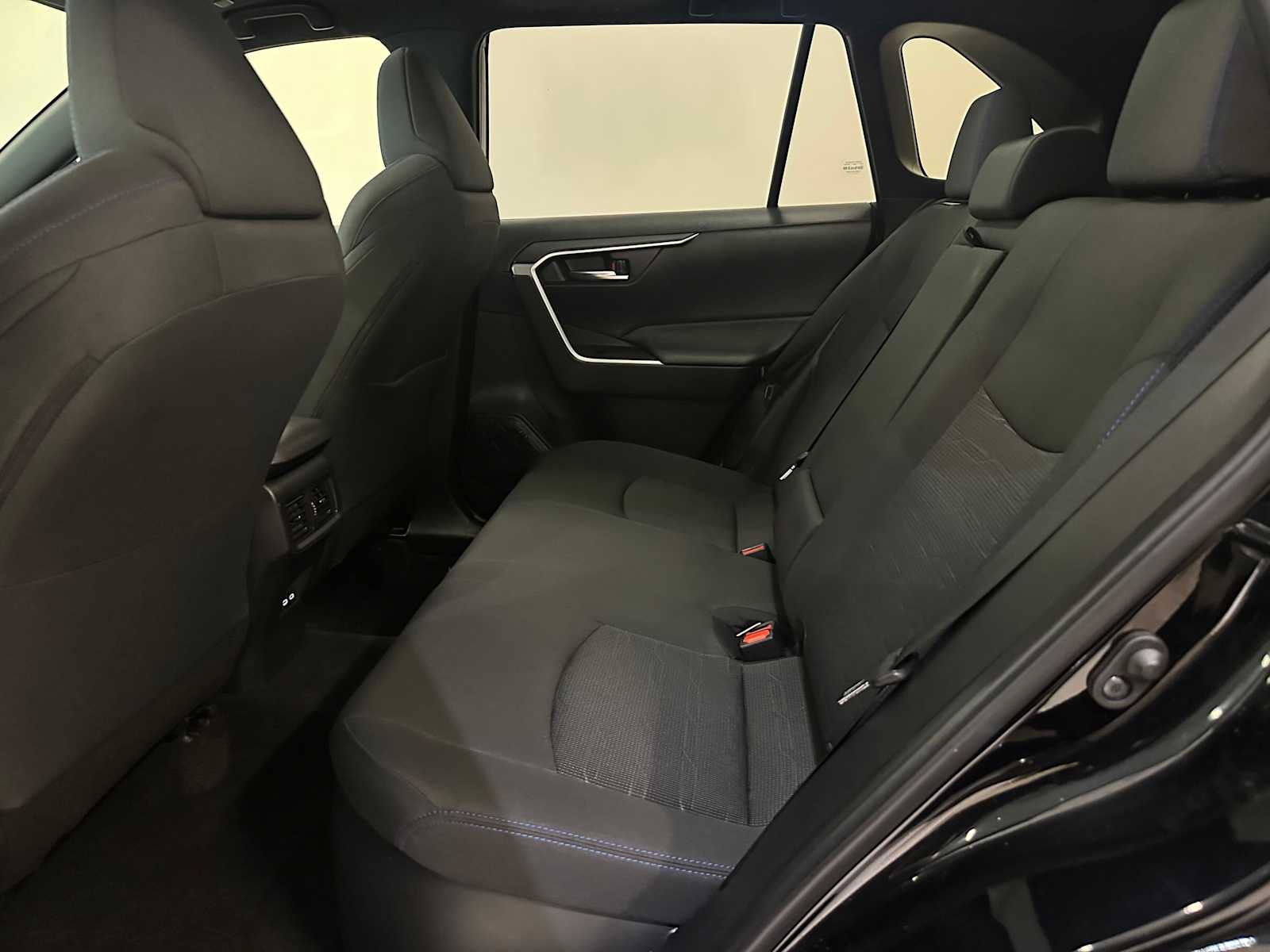 Thumbnail: 2024 Toyota RAV4 - 25