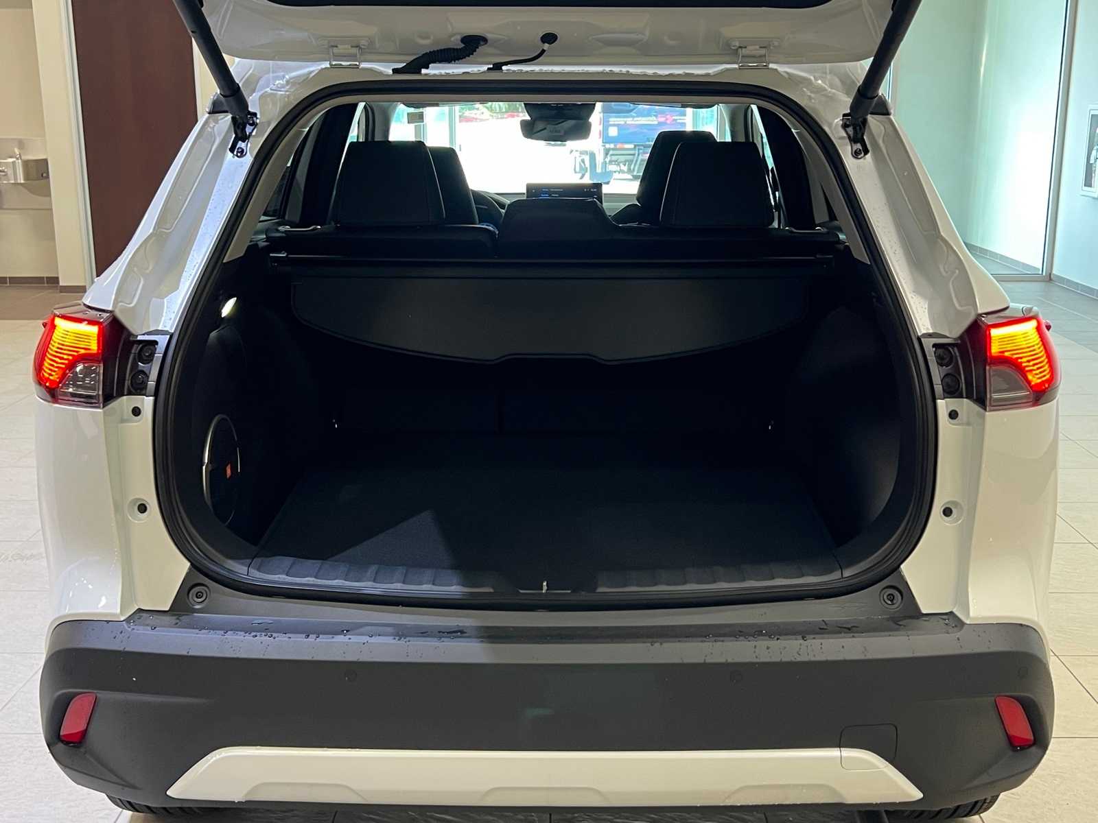 Thumbnail: 2026 Toyota Corolla Cross - 29