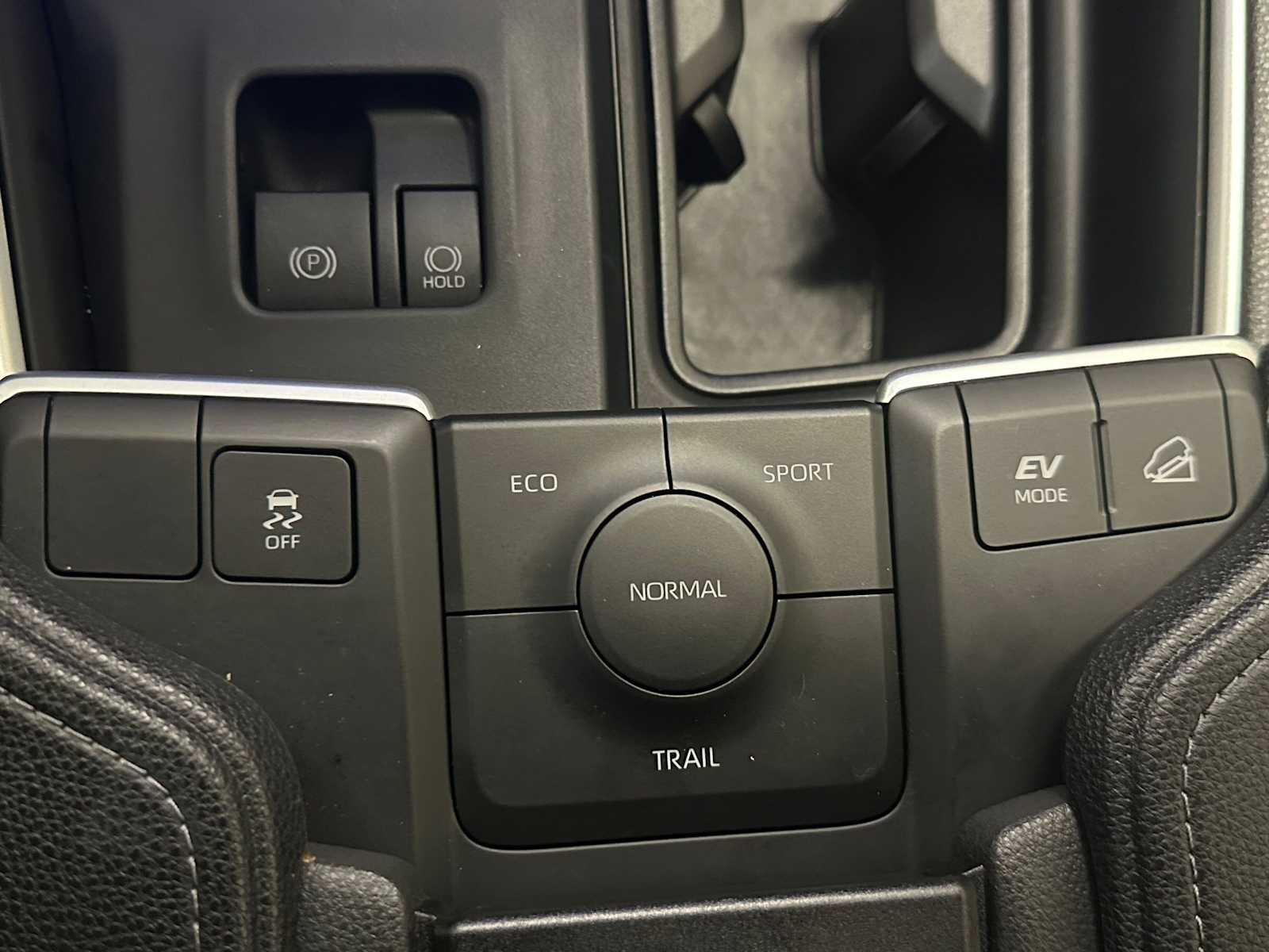 Thumbnail: 2025 Toyota Grand Highlander - 14