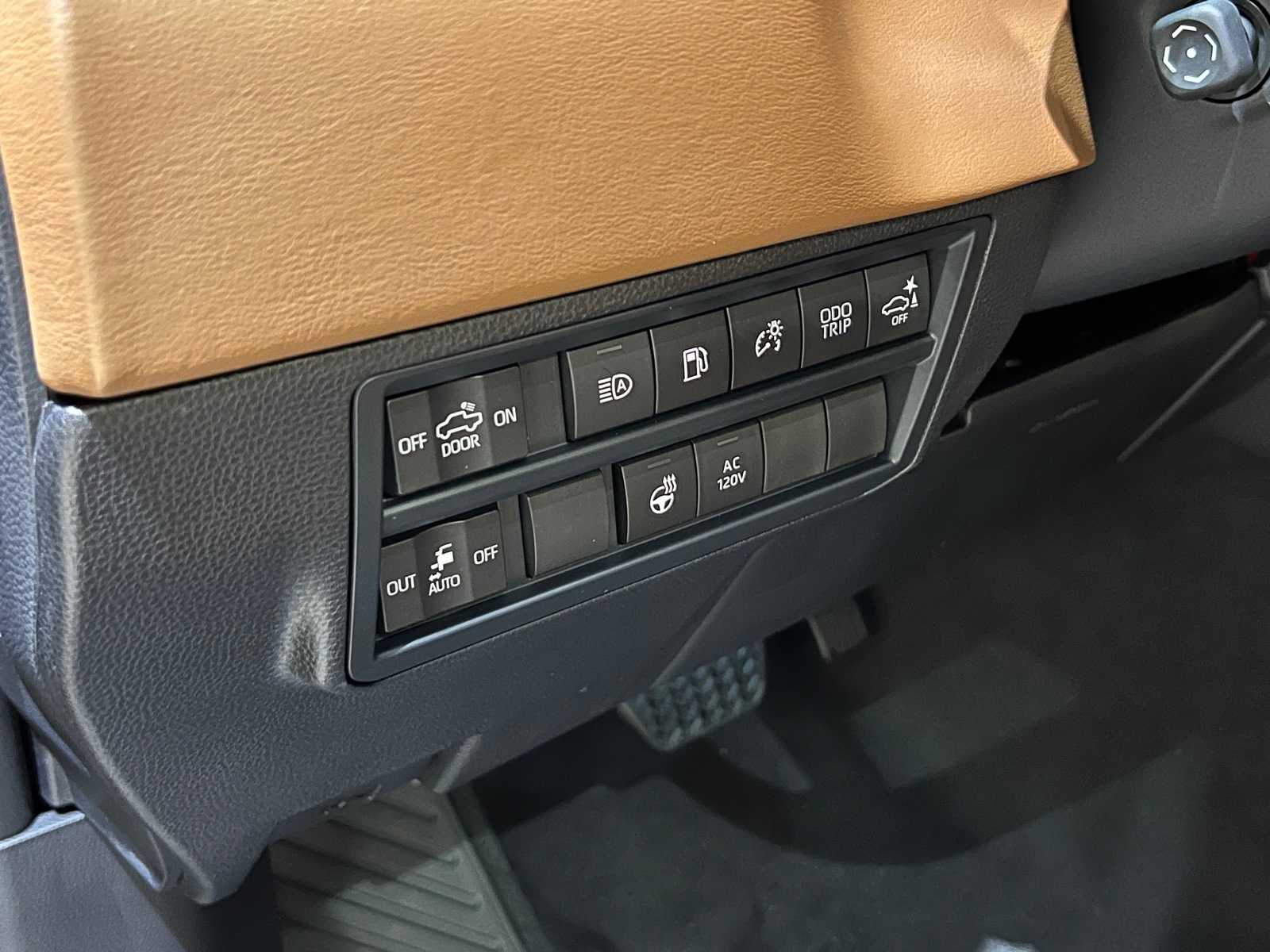 Thumbnail: 2026 Toyota Tundra - 16